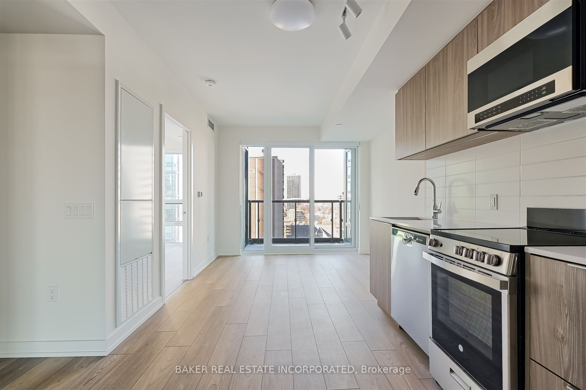 223 Redpath Avenue 2906 Property Photo 7