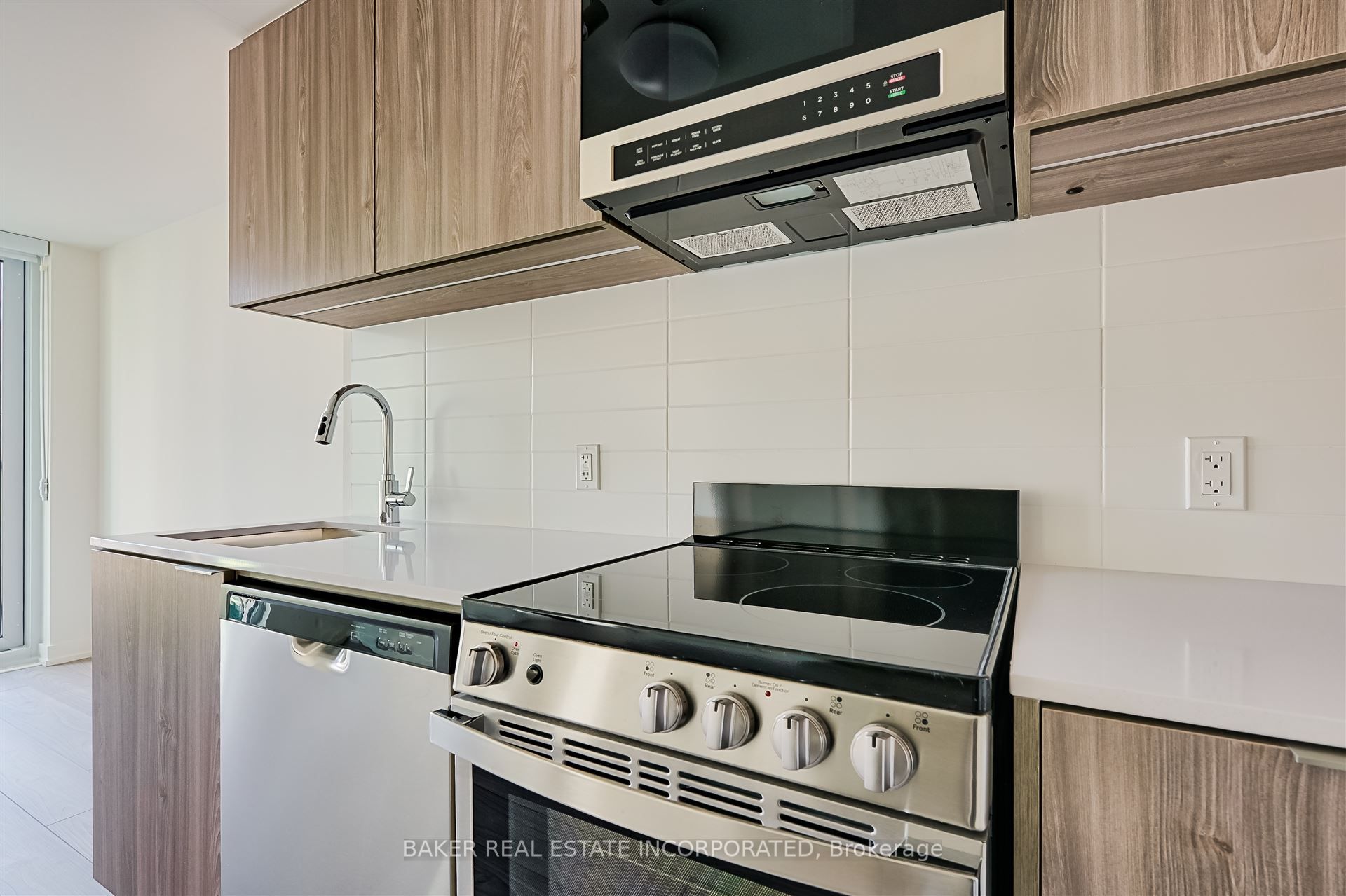 223 Redpath Avenue 2906 Property Photo 8