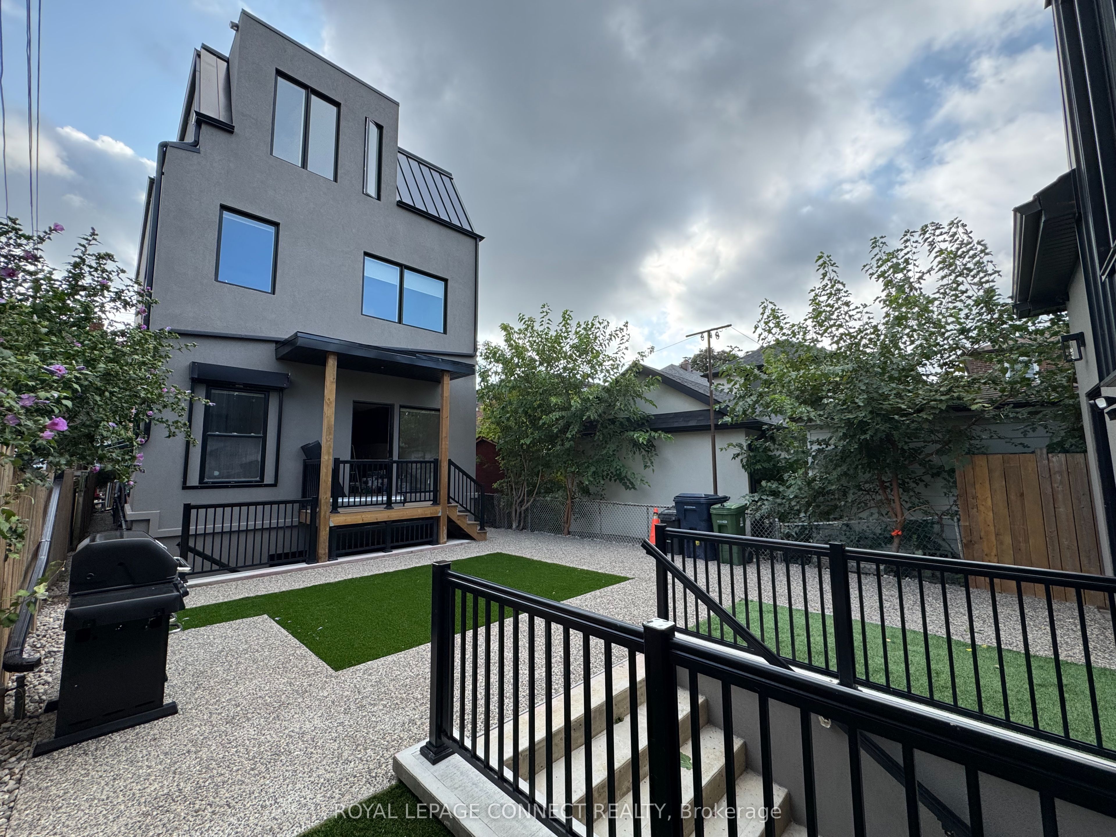 696 Winona Drive B Property Photo 8