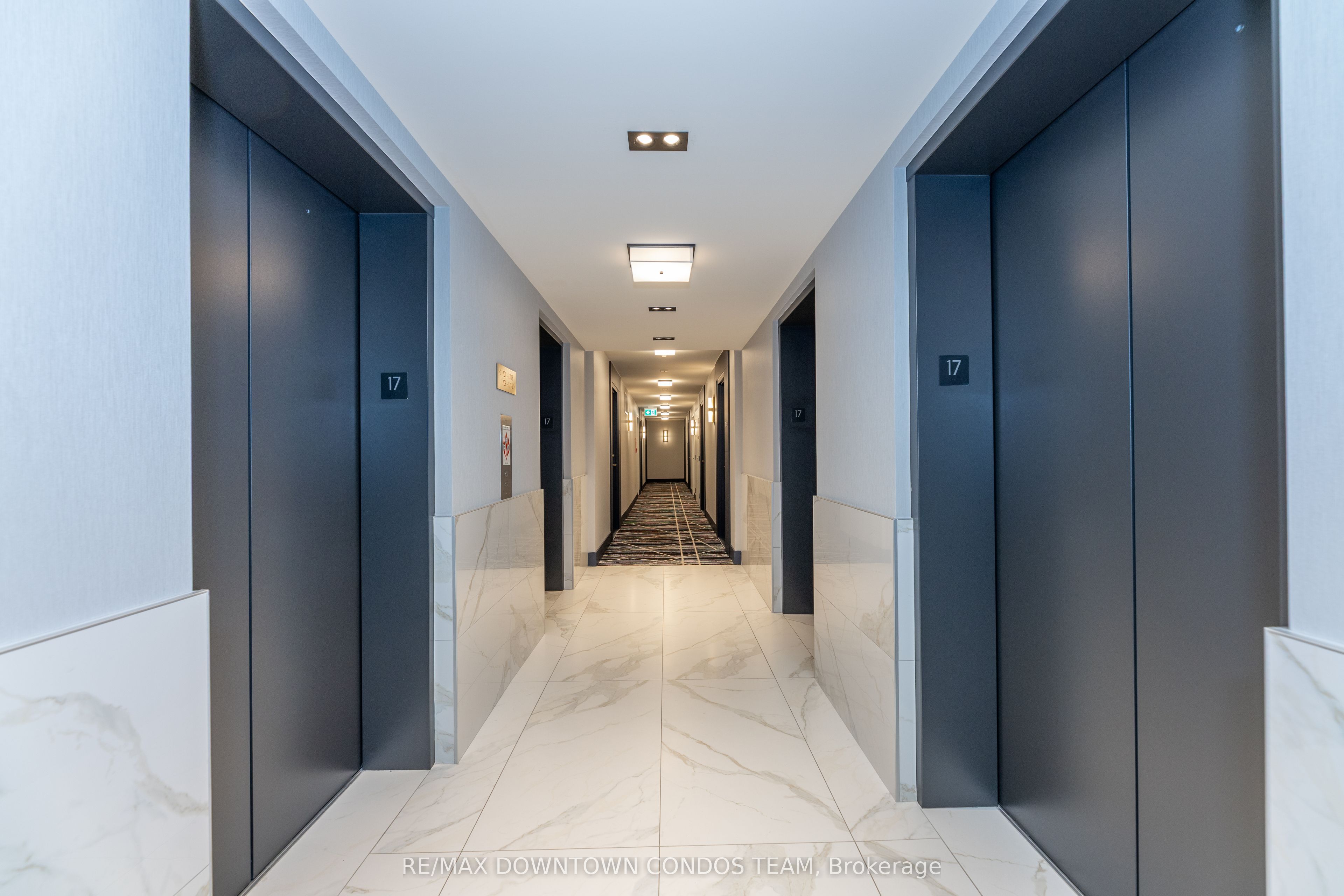 18 Yonge Street 1712 Property Photo 6