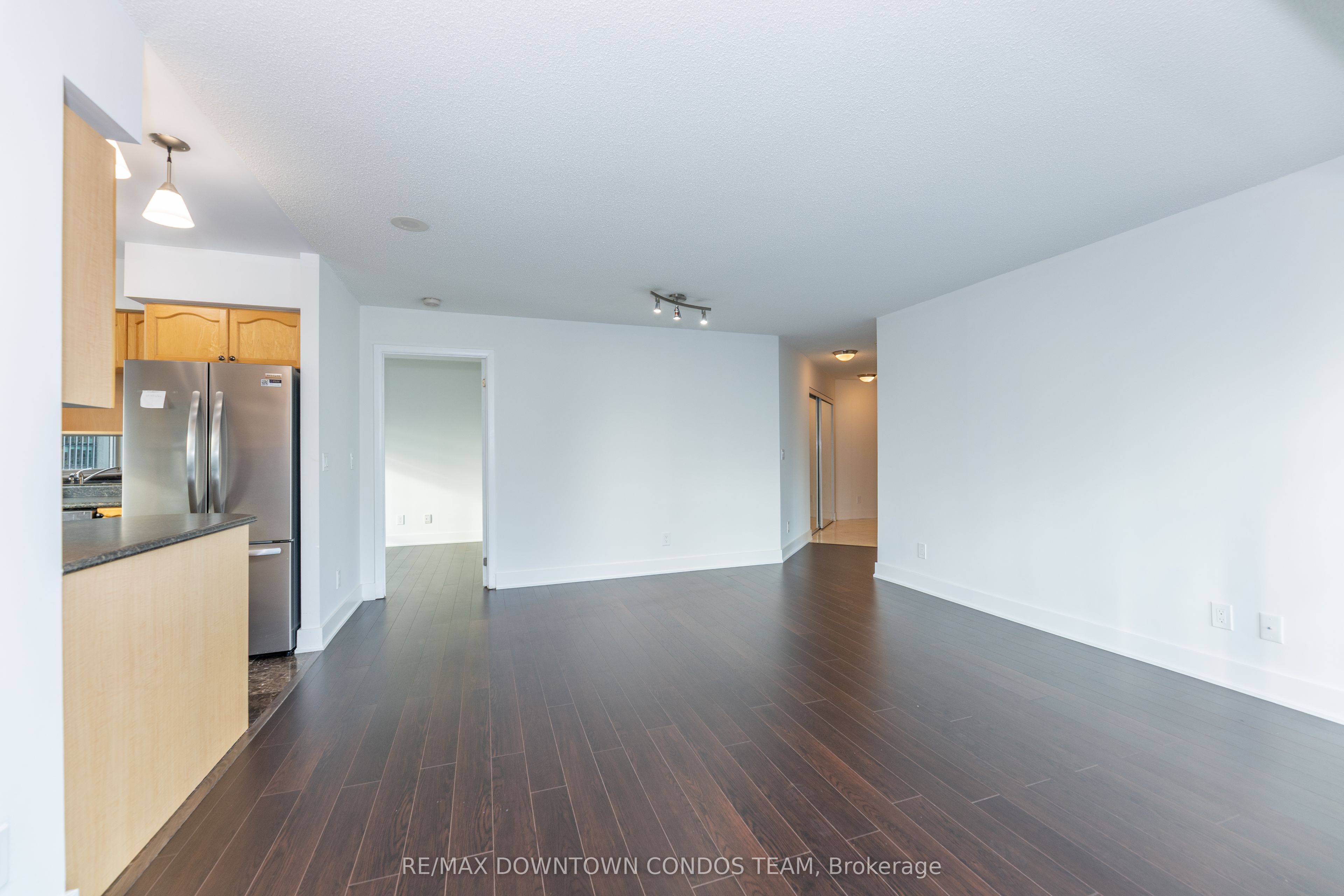 18 Yonge Street 1712 Property Photo 20