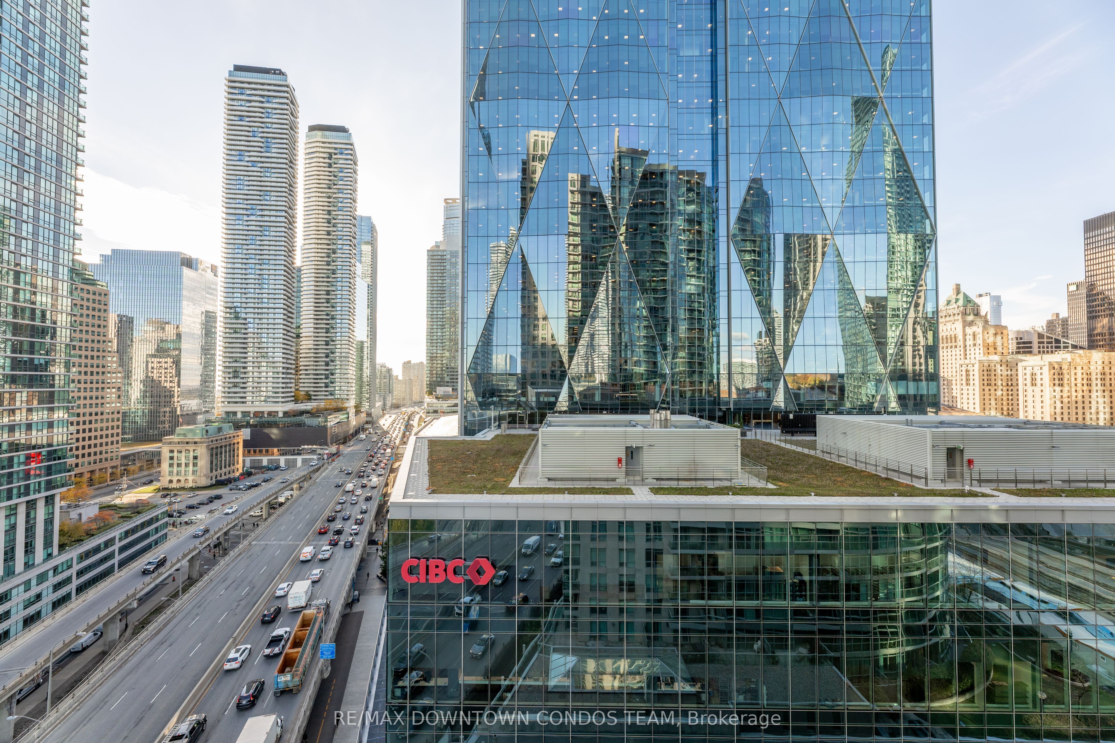 18 Yonge Street 1712 Property Photo 45