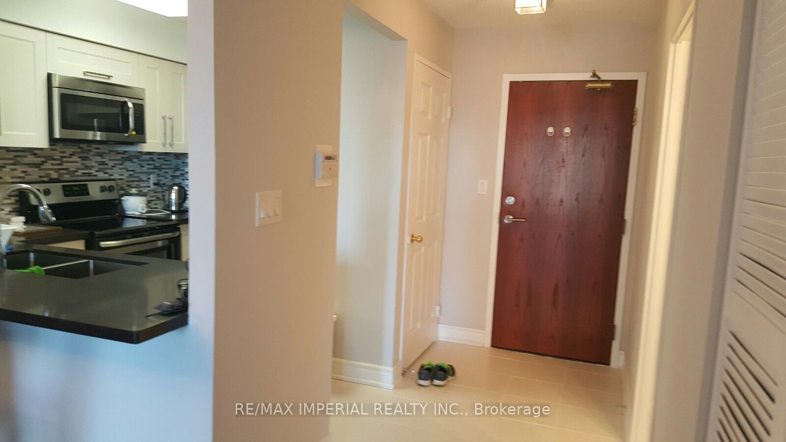 35 Empress Avenue 1006 Property Photo 8