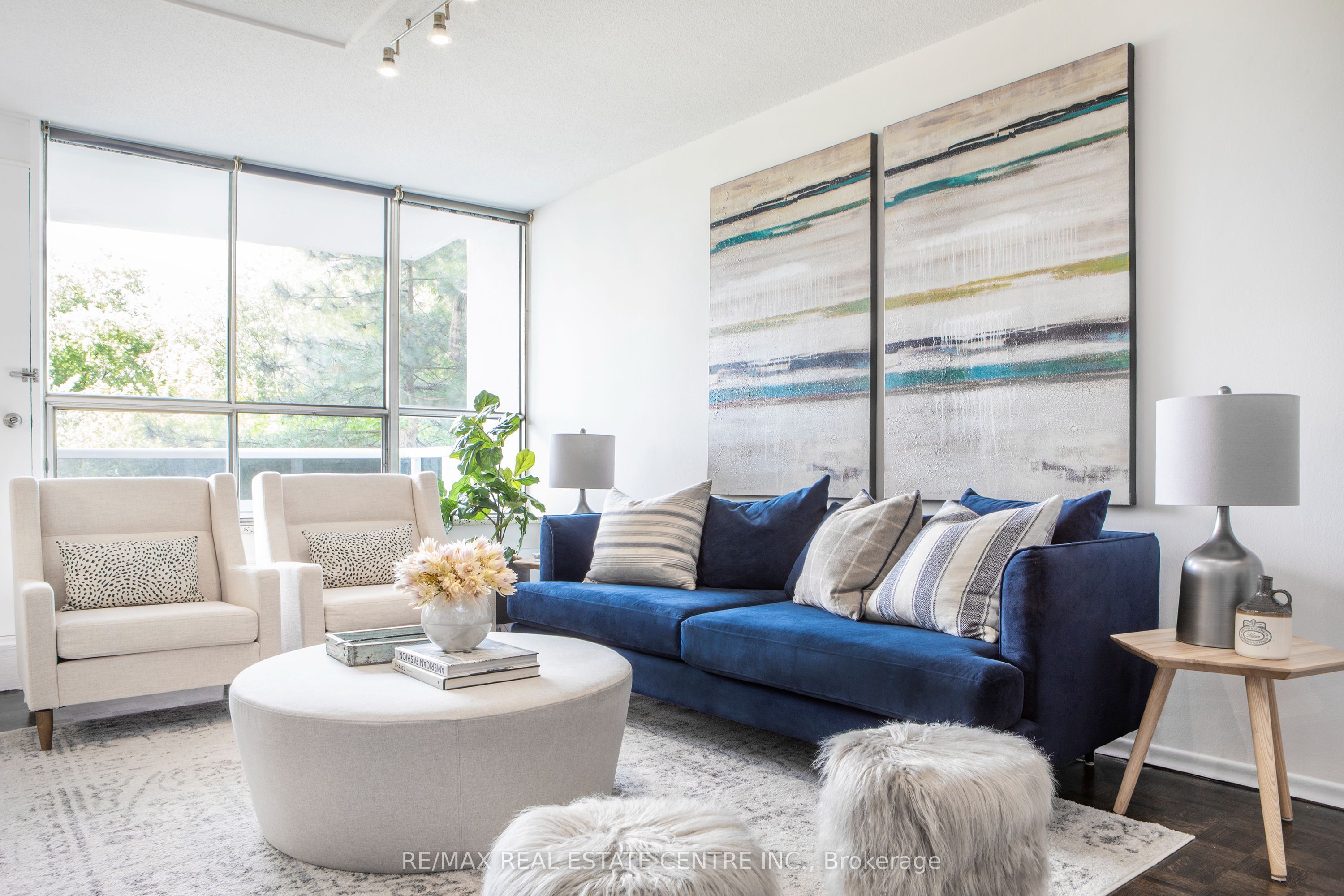 100 Graydon Hall Drive 1604 Property Photo 2