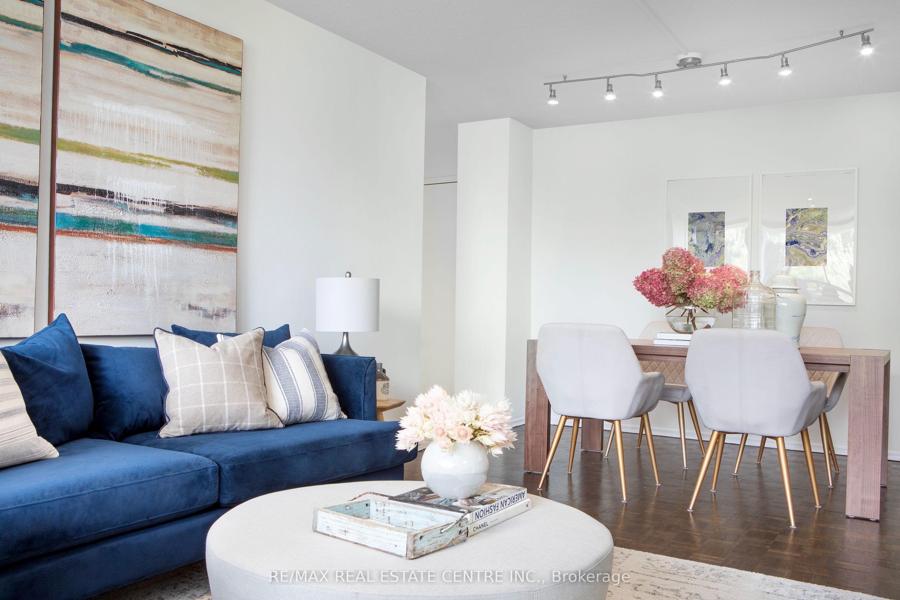 100 Graydon Hall Drive 1604 Property Photo 5