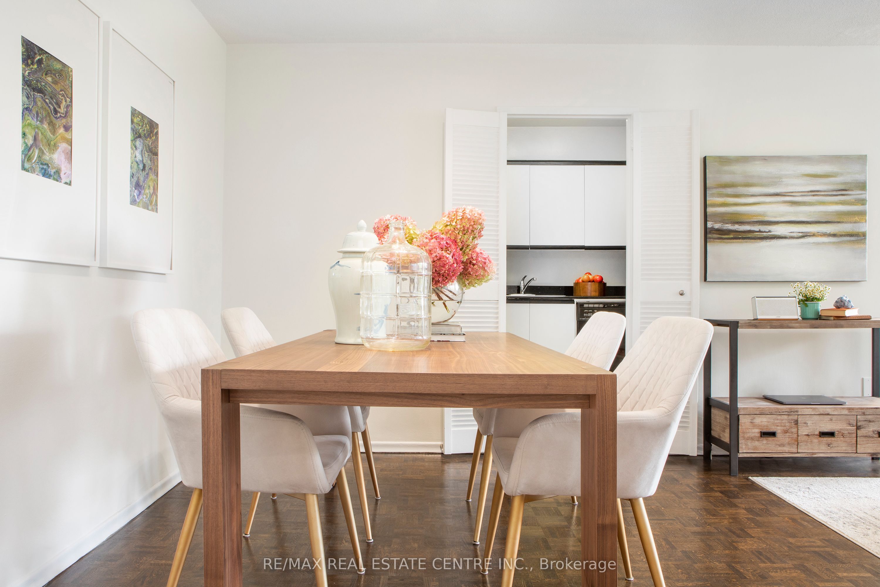 100 Graydon Hall Drive 1604 Property Photo 7