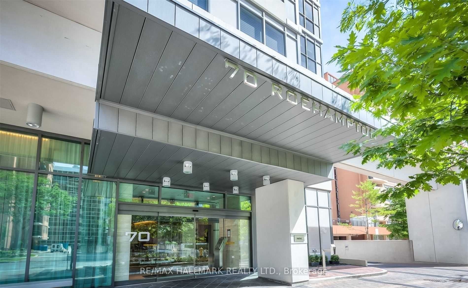 70 Roehampton Avenue 1619 Property Photo 2