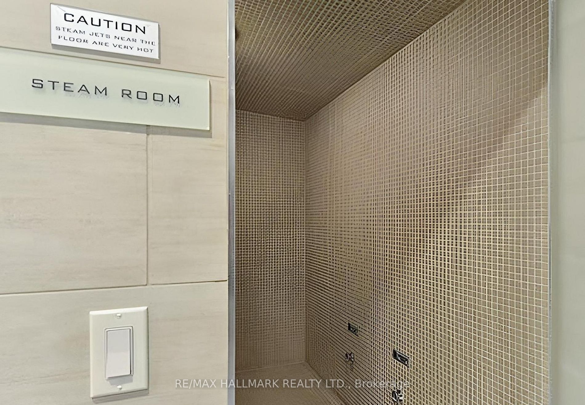 70 Roehampton Avenue 1619 Property Photo 19