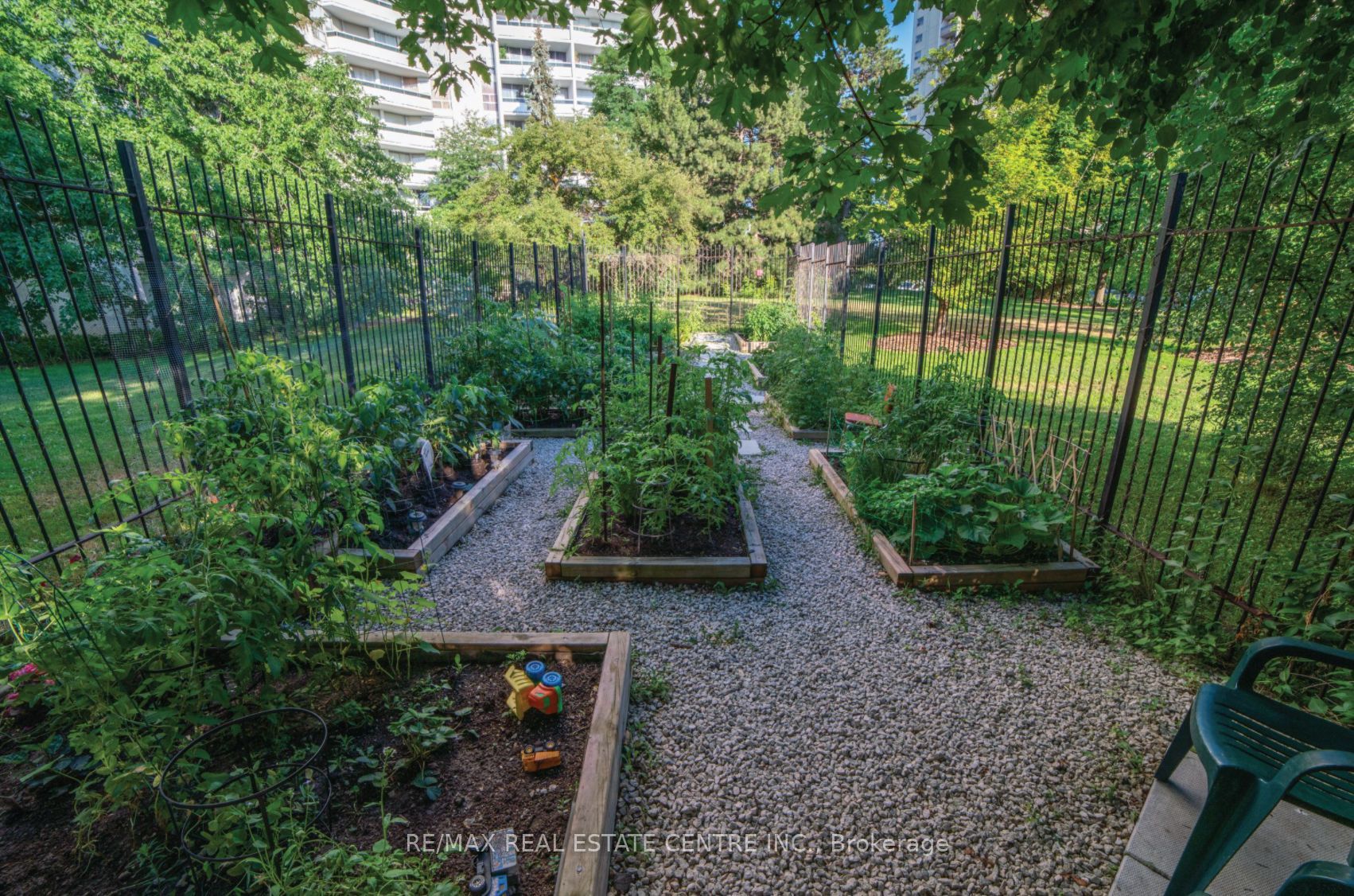 100 Graydon Hall Drive 805 Property Photo 18