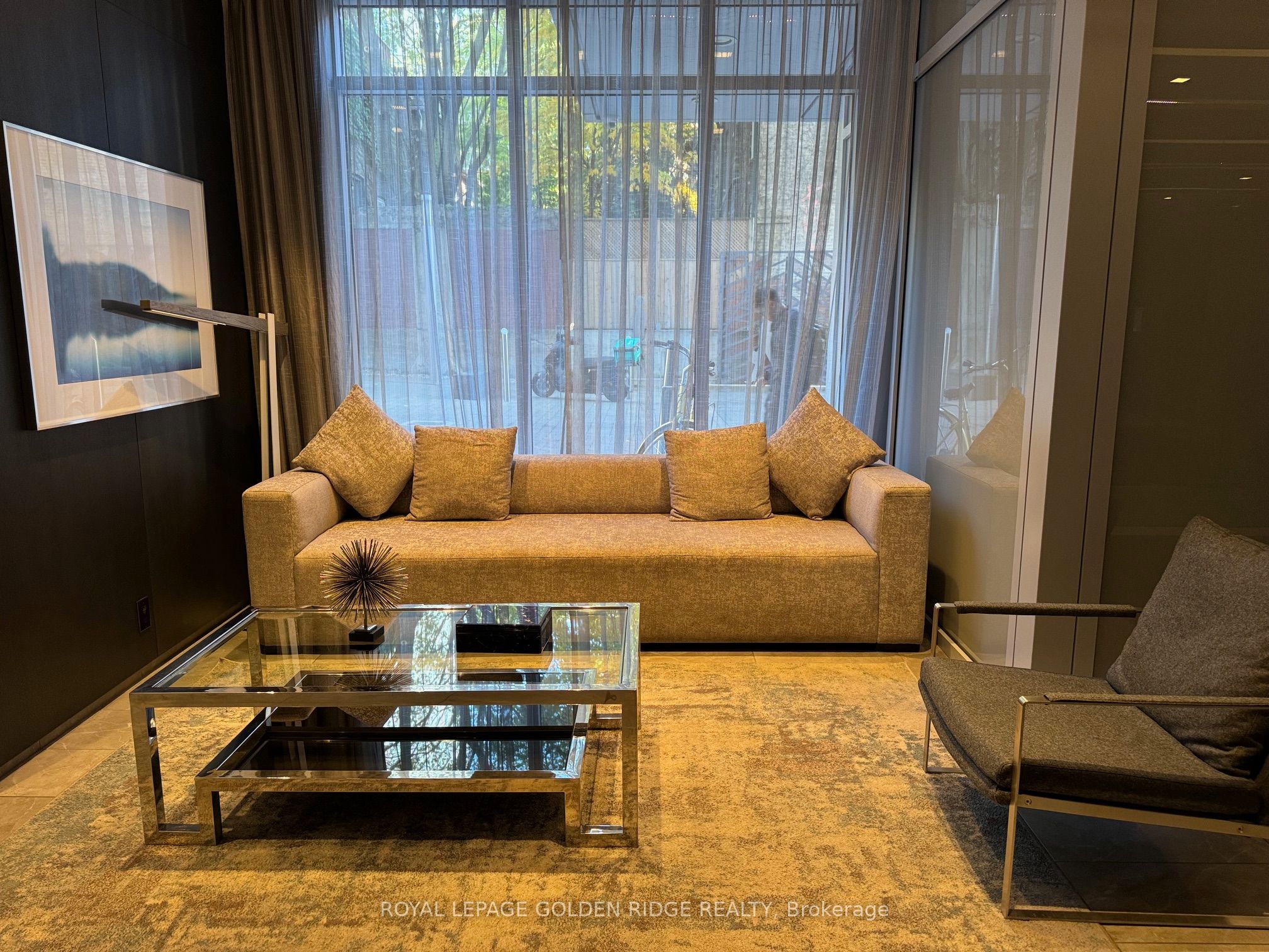 365 Church Street 2402 Property Photo 2