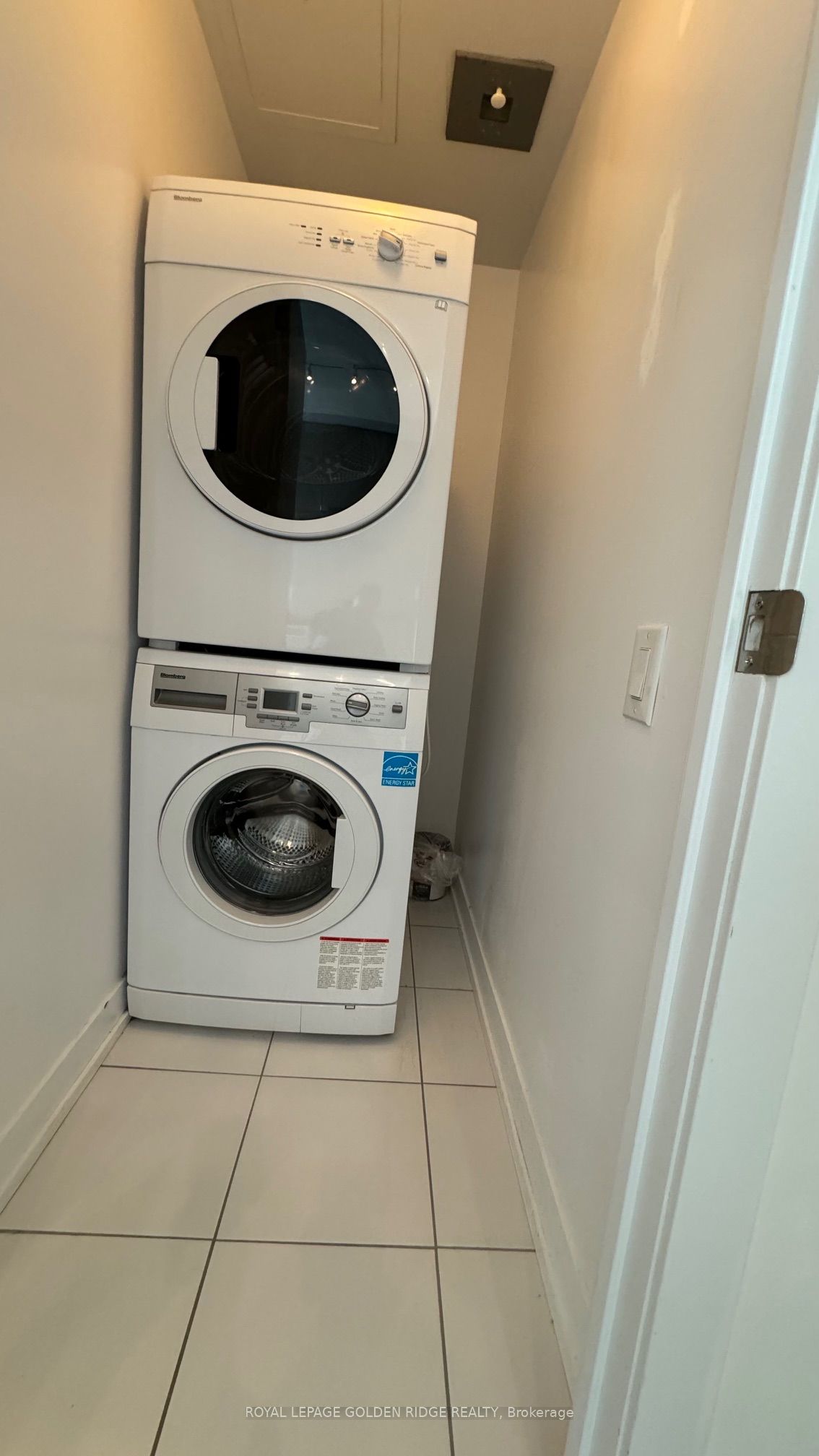 365 Church Street 2402 Property Photo 8