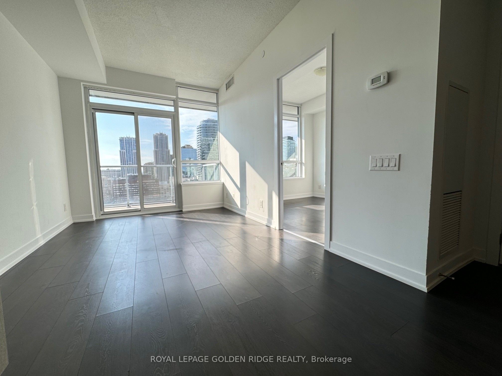 365 Church Street 2402 Property Photo 11