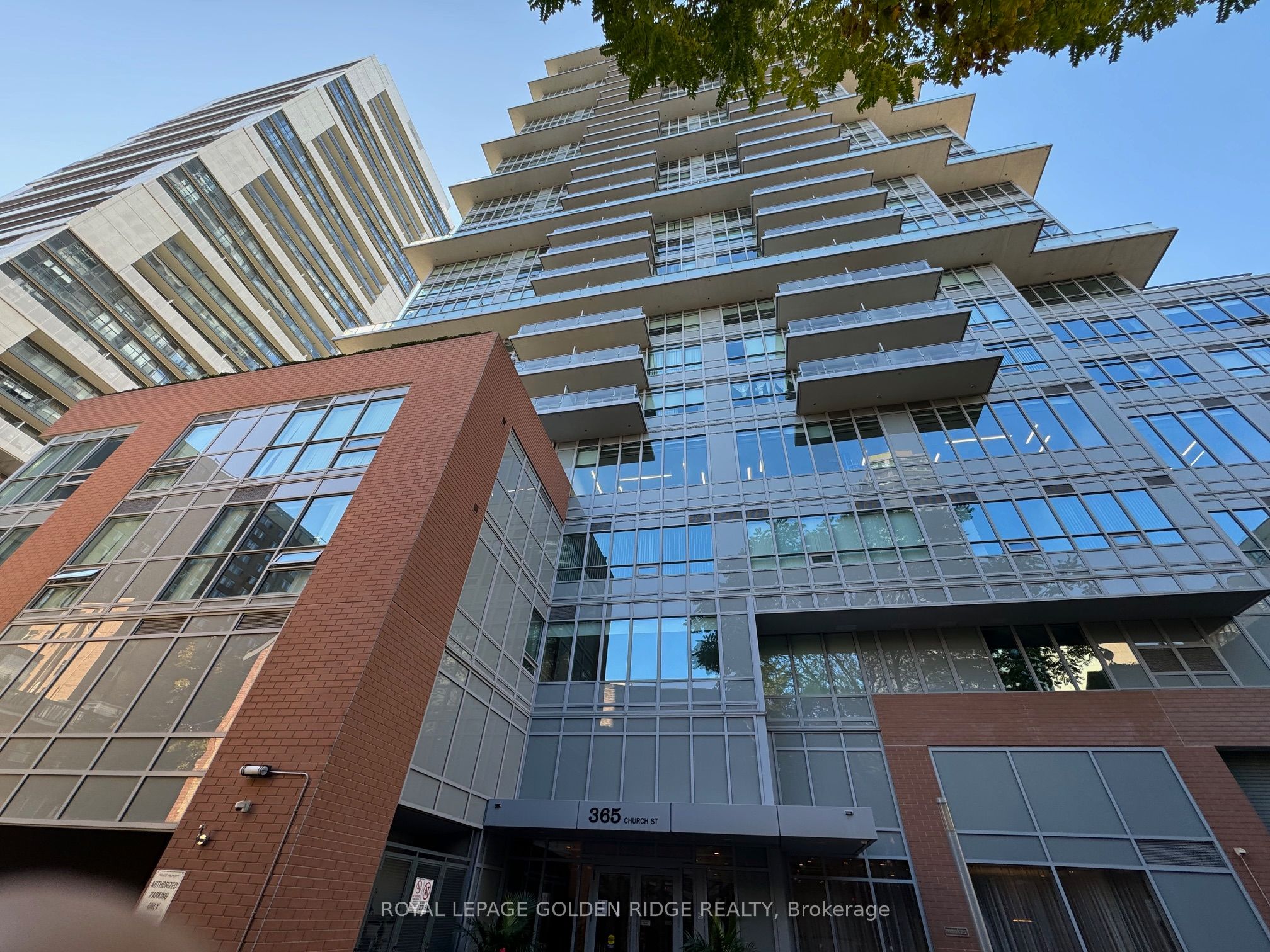 365 Church Street 2402 Property Photo 14