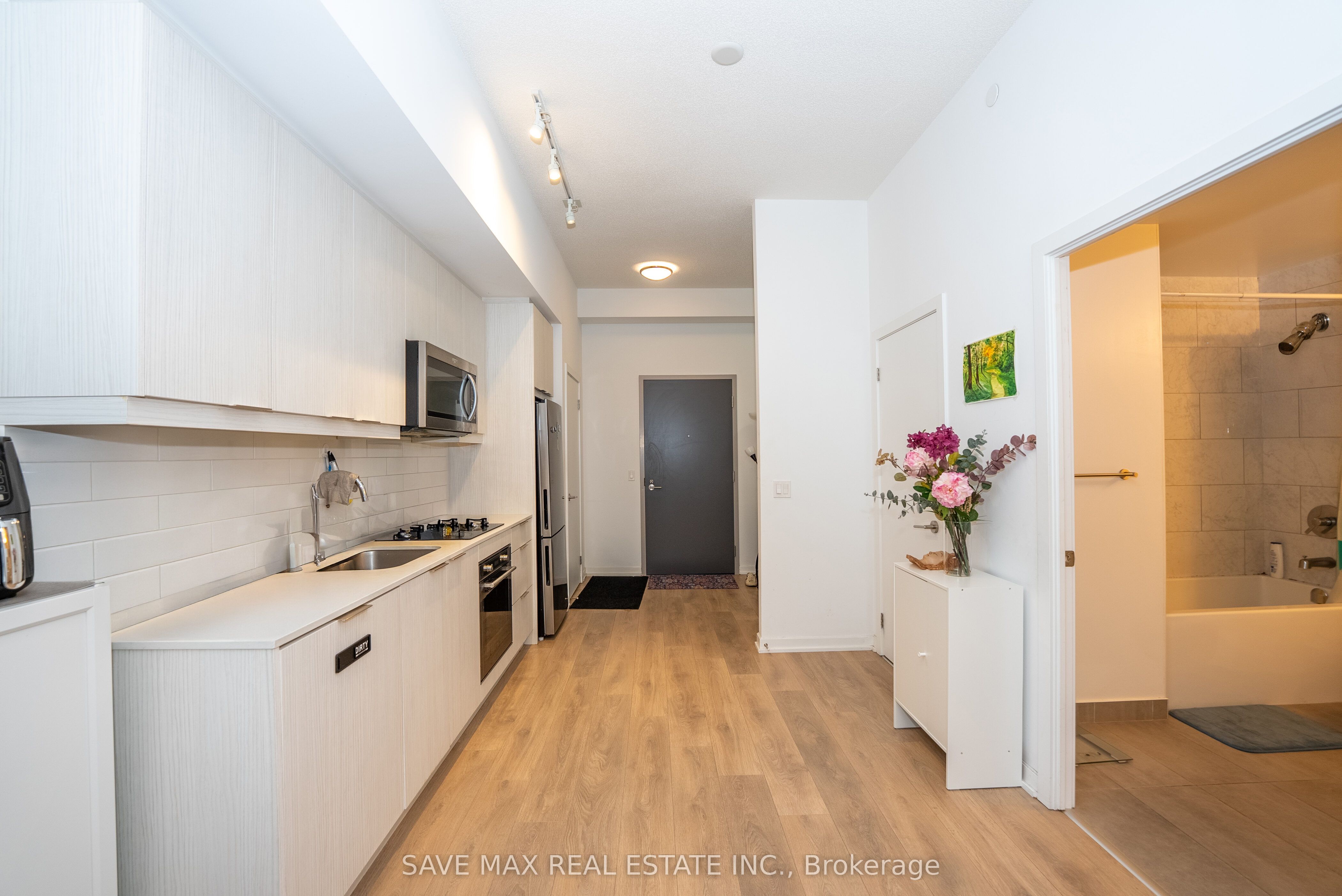 36 Forest Manor Road 224 Property Photo 15