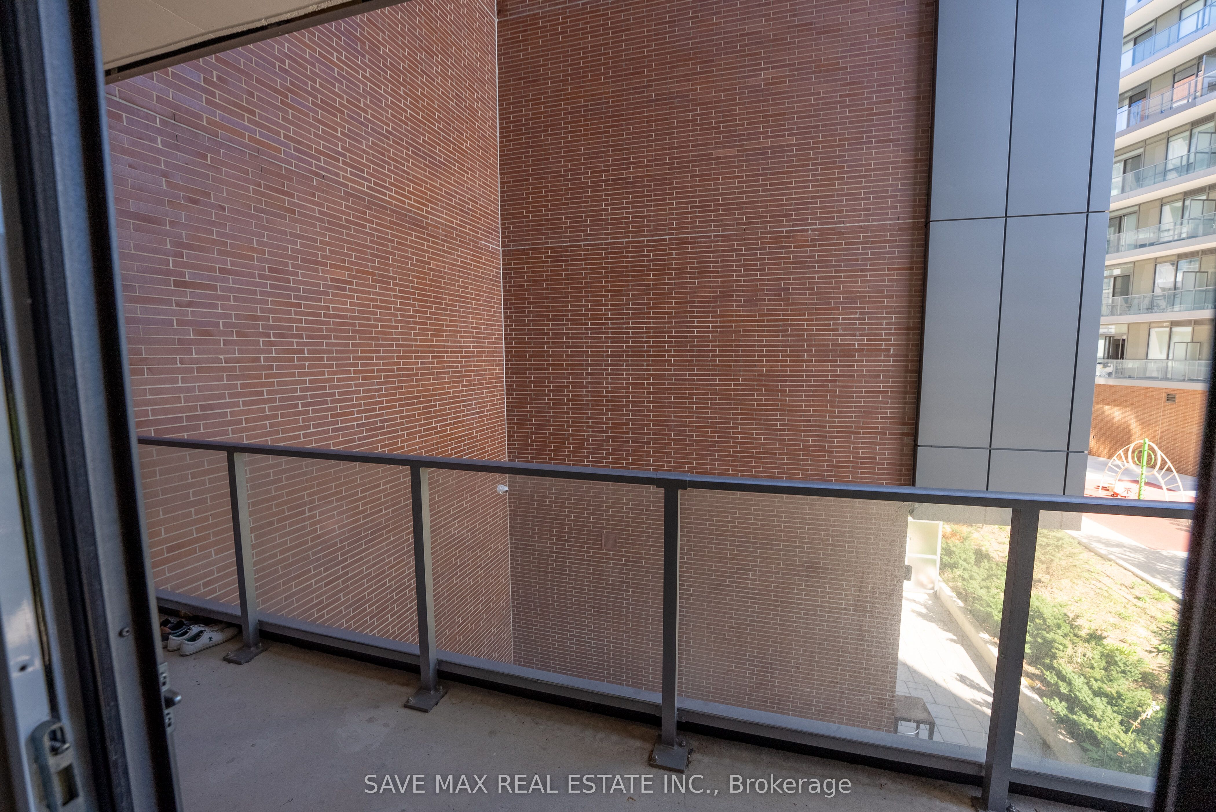 36 Forest Manor Road 224 Property Photo 21