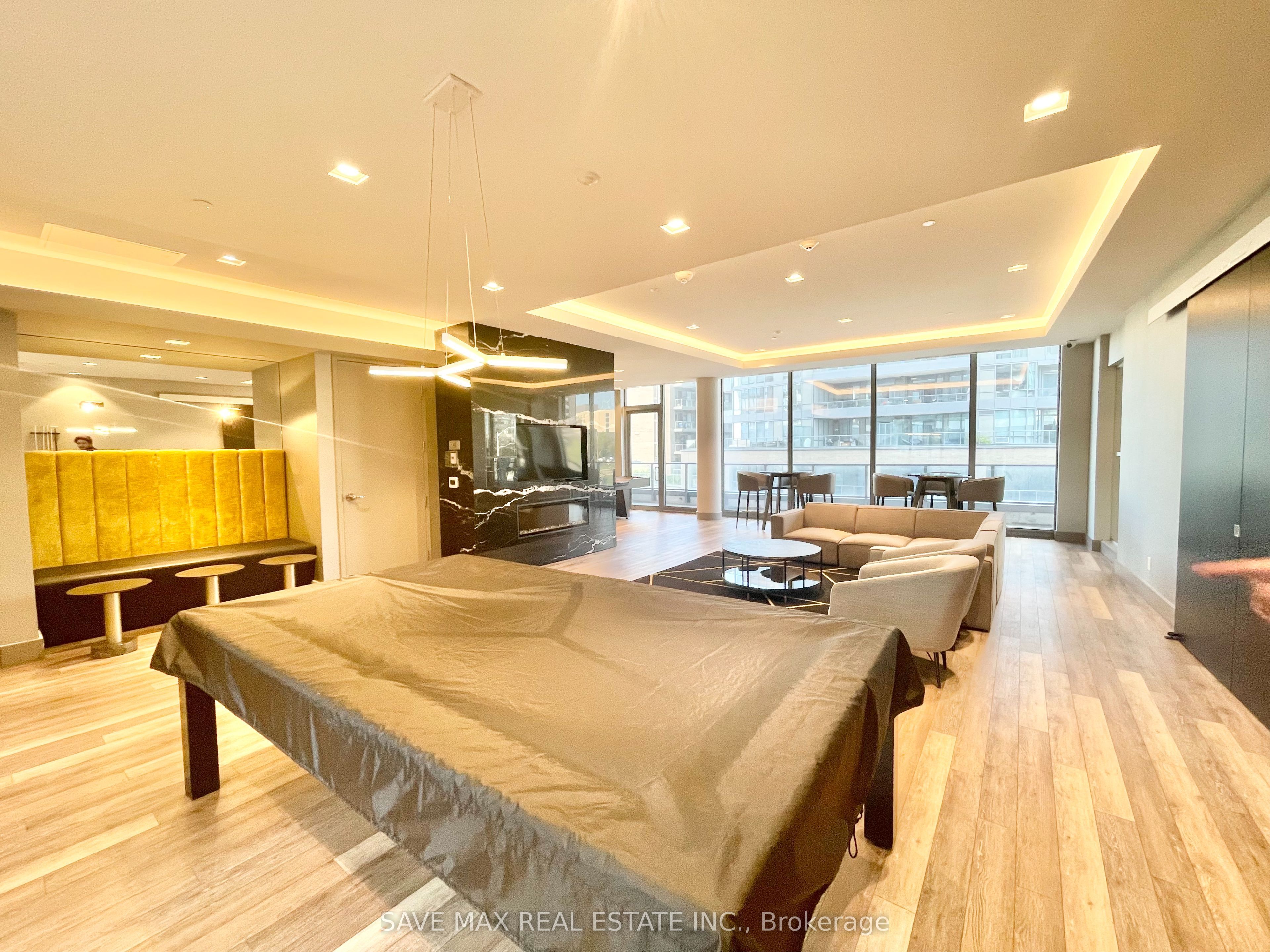 36 Forest Manor Road 224 Property Photo 25