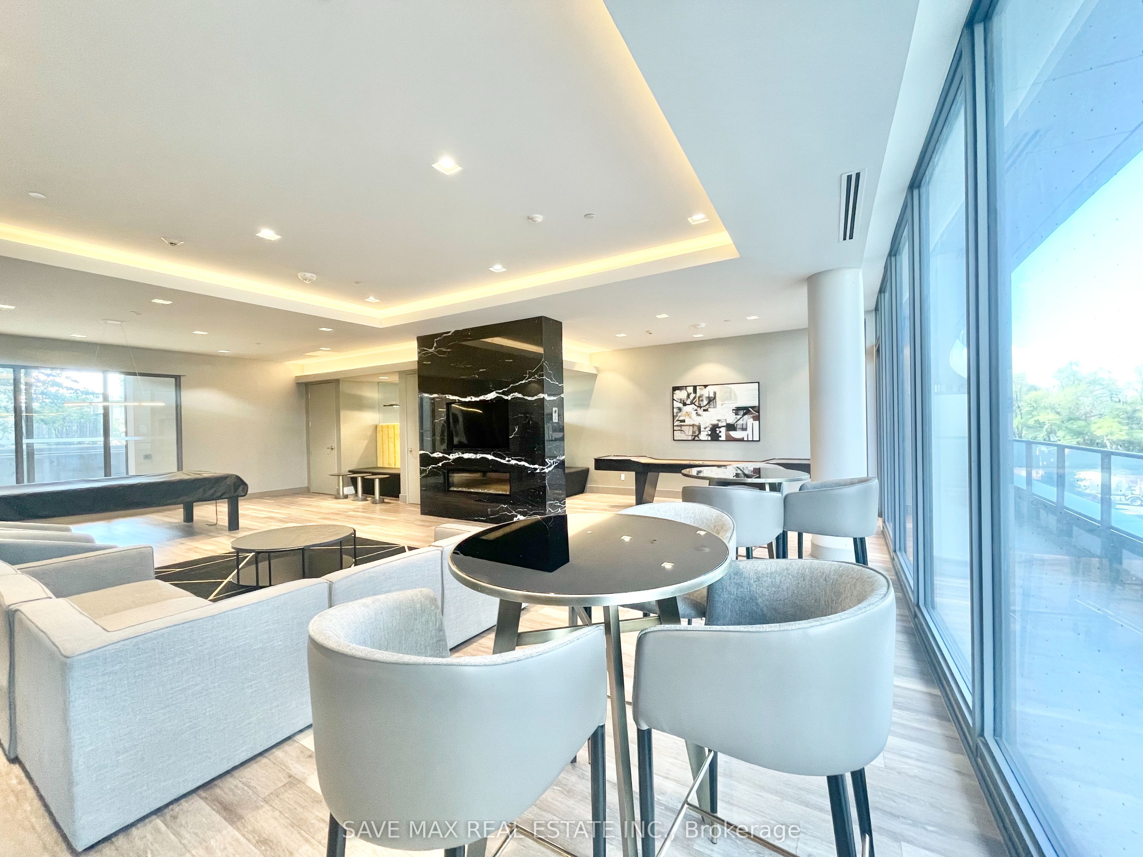 36 Forest Manor Road 224 Property Photo 26