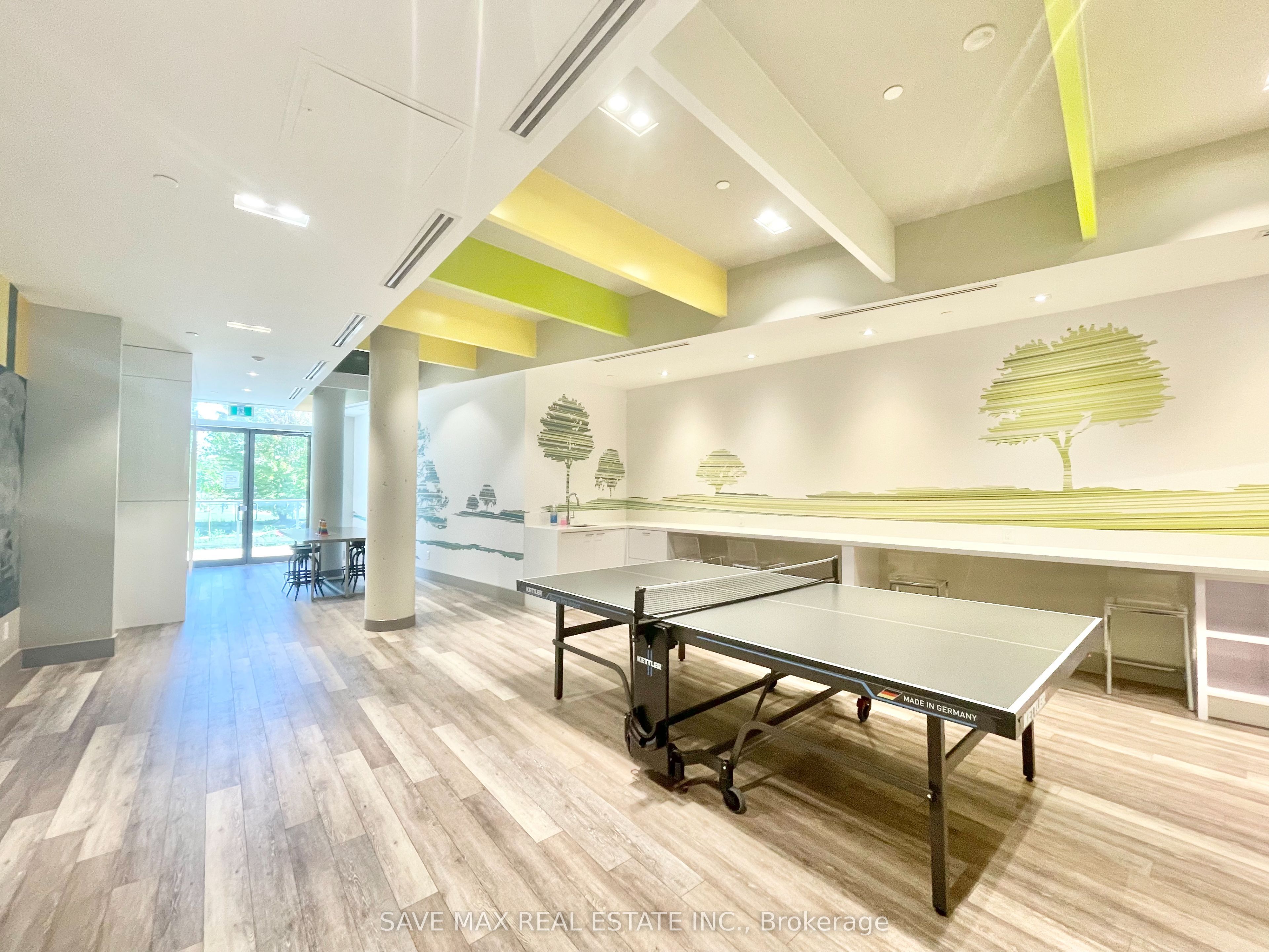 36 Forest Manor Road 224 Property Photo 30