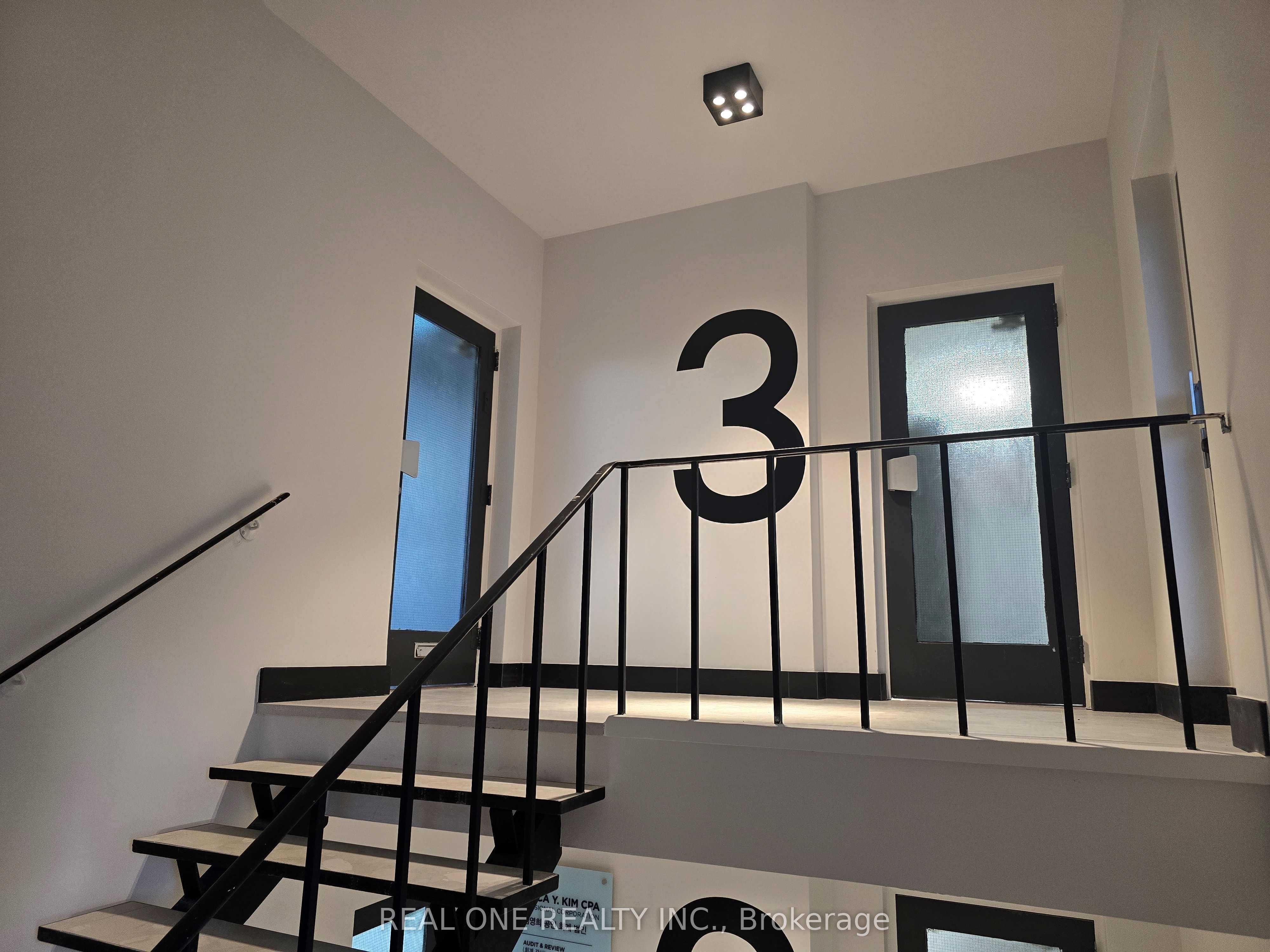 100 Sheppard Avenue W 301 Property Photo 30