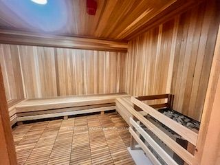 7 Golden Lion Heights N2007 Property Photo 22