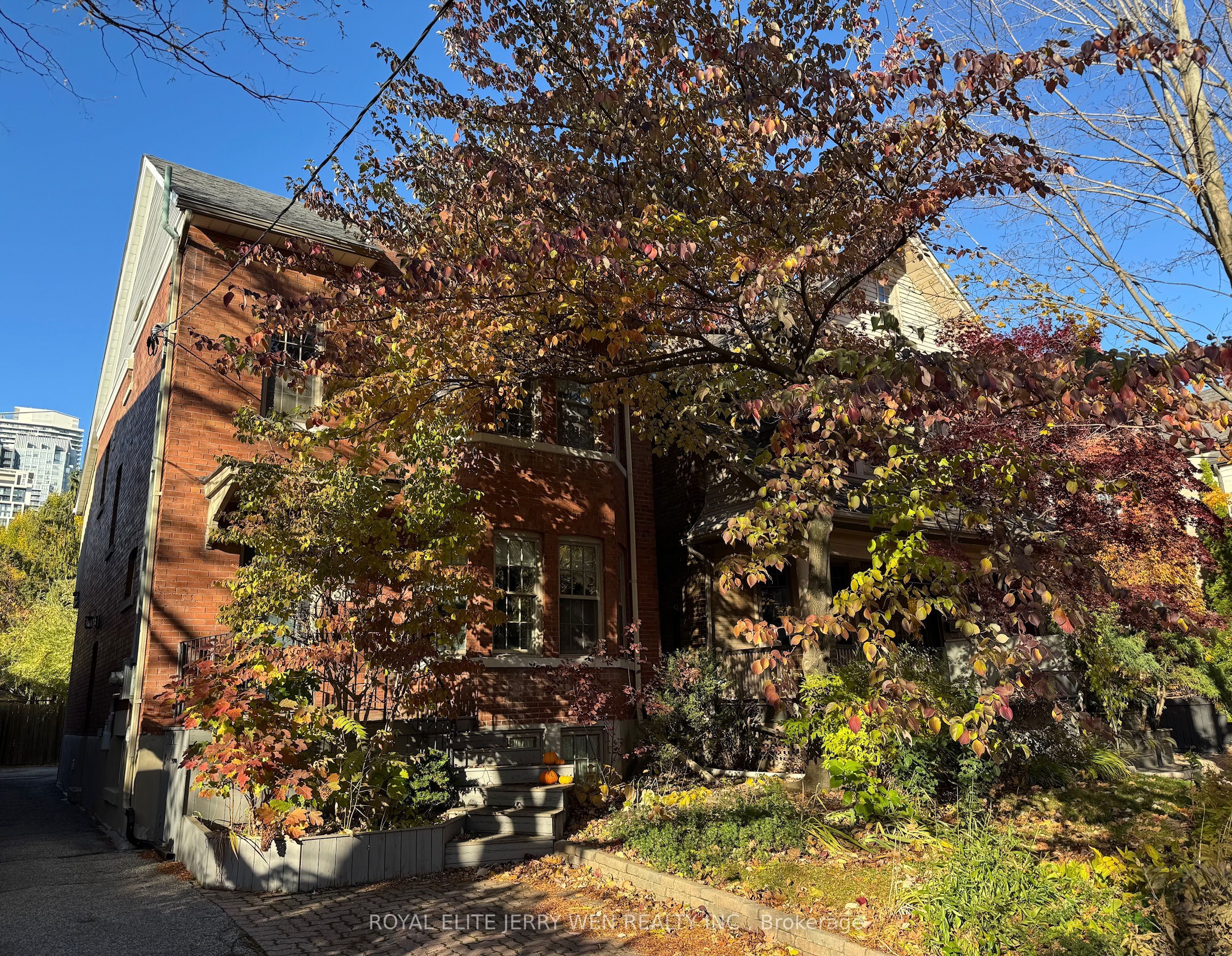 30 Belsize Drive Property Photo 2