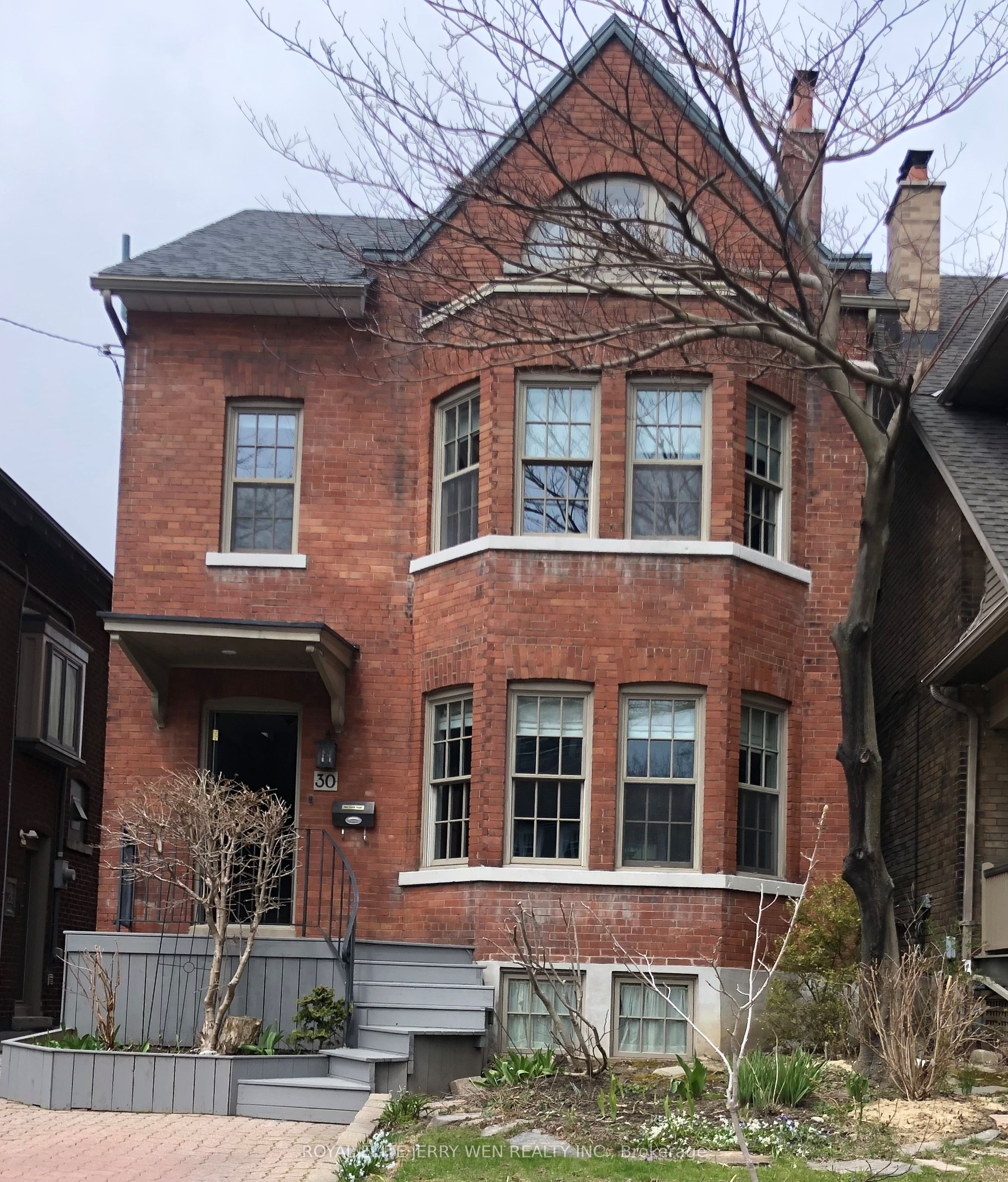 30 Belsize Drive Property Photo 4