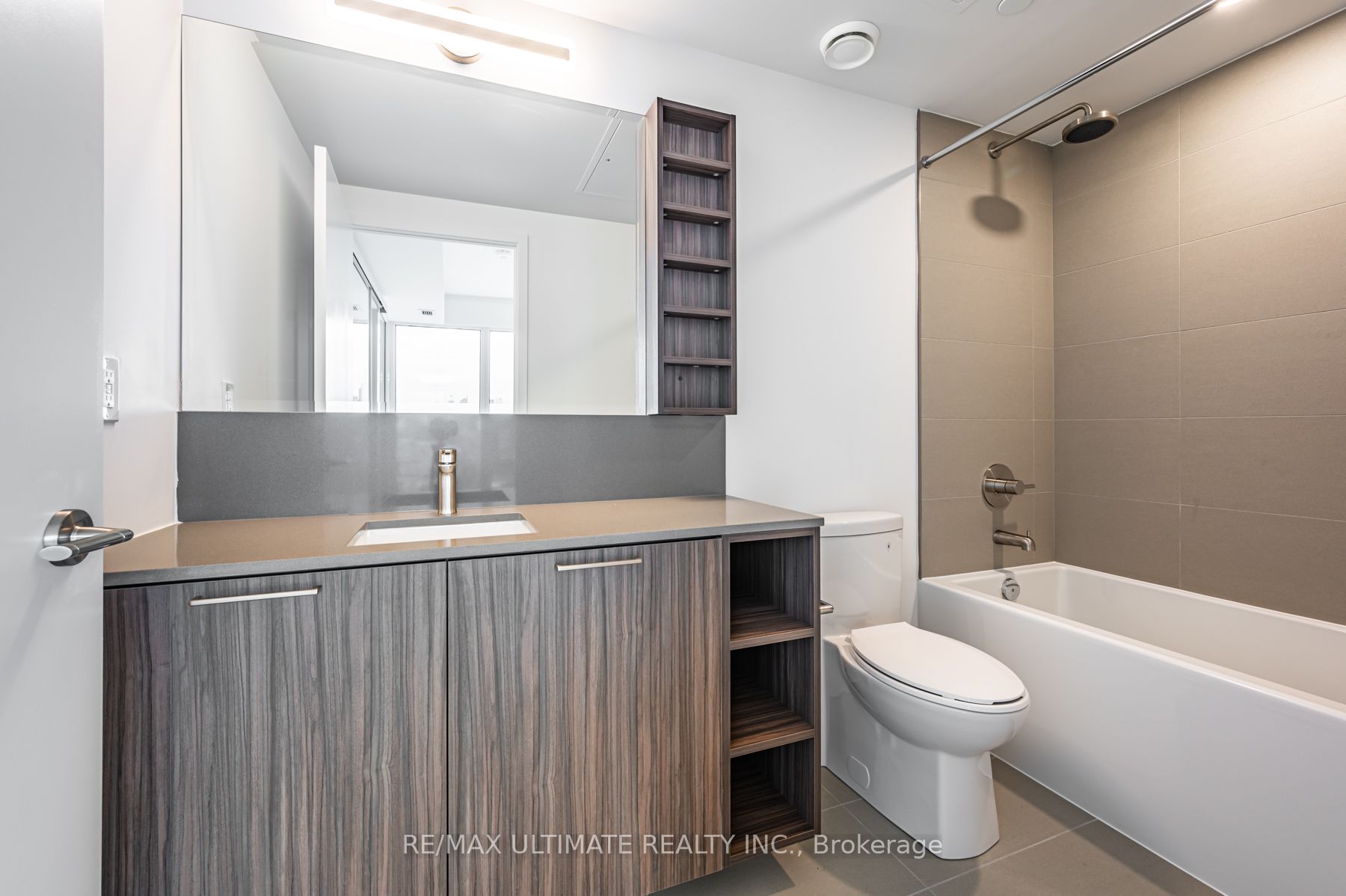 19 Western Battery Road 2921 Property Photo 24