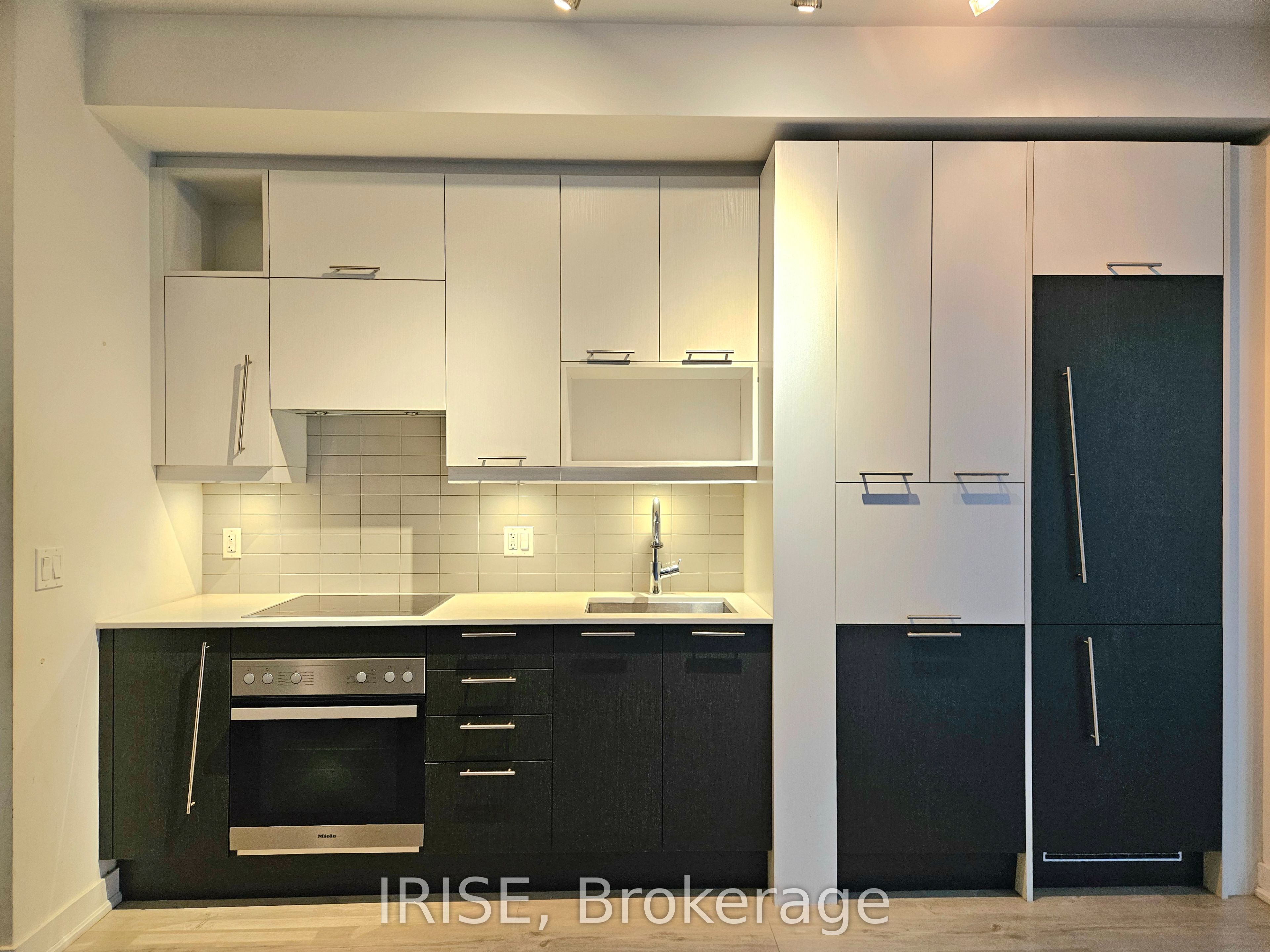 30 Nelson Street 504 Property Photo 4