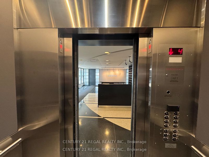 622 College Street 400 Property Photo 25