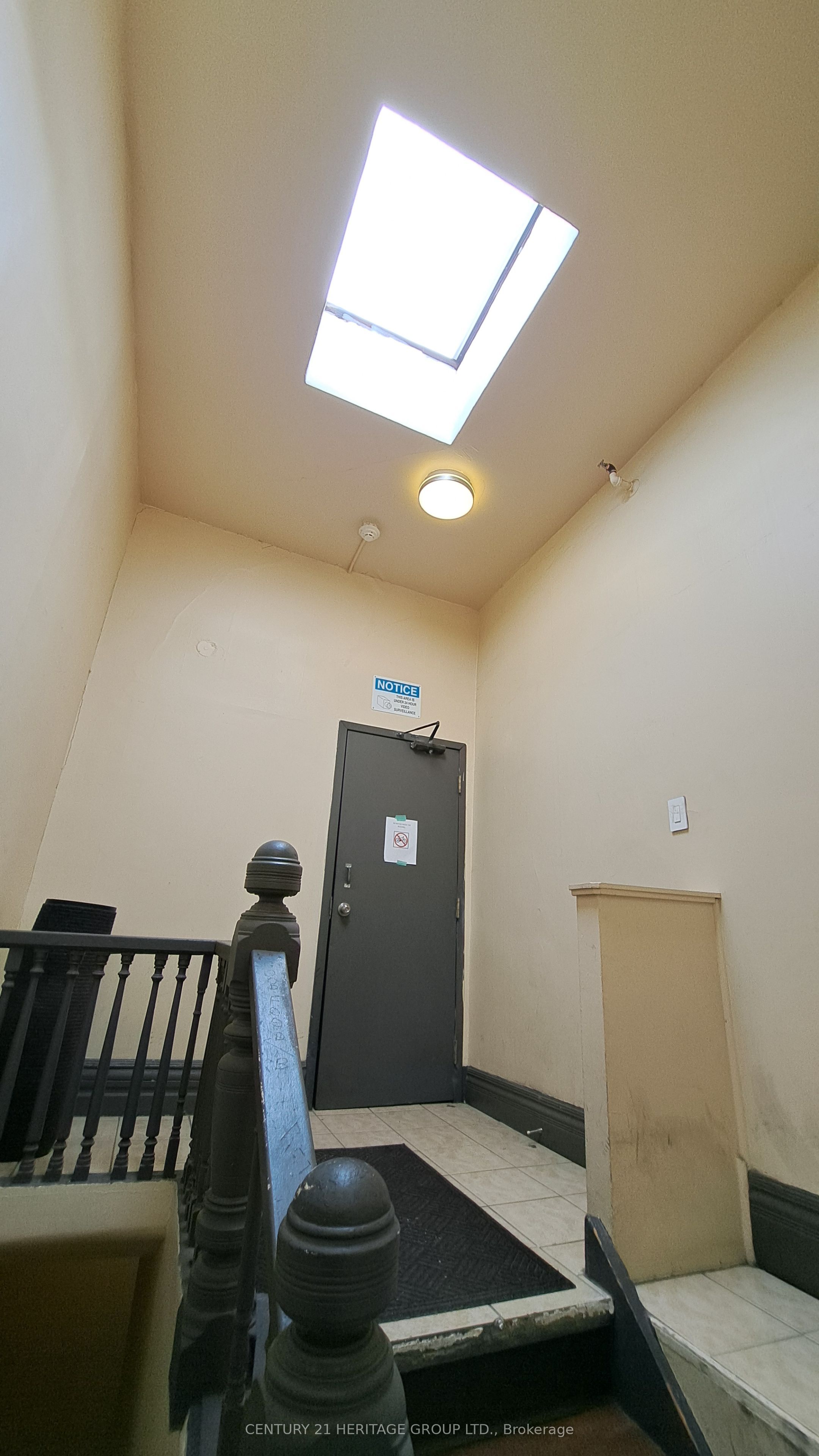 250 Queen Street E Property Photo 11