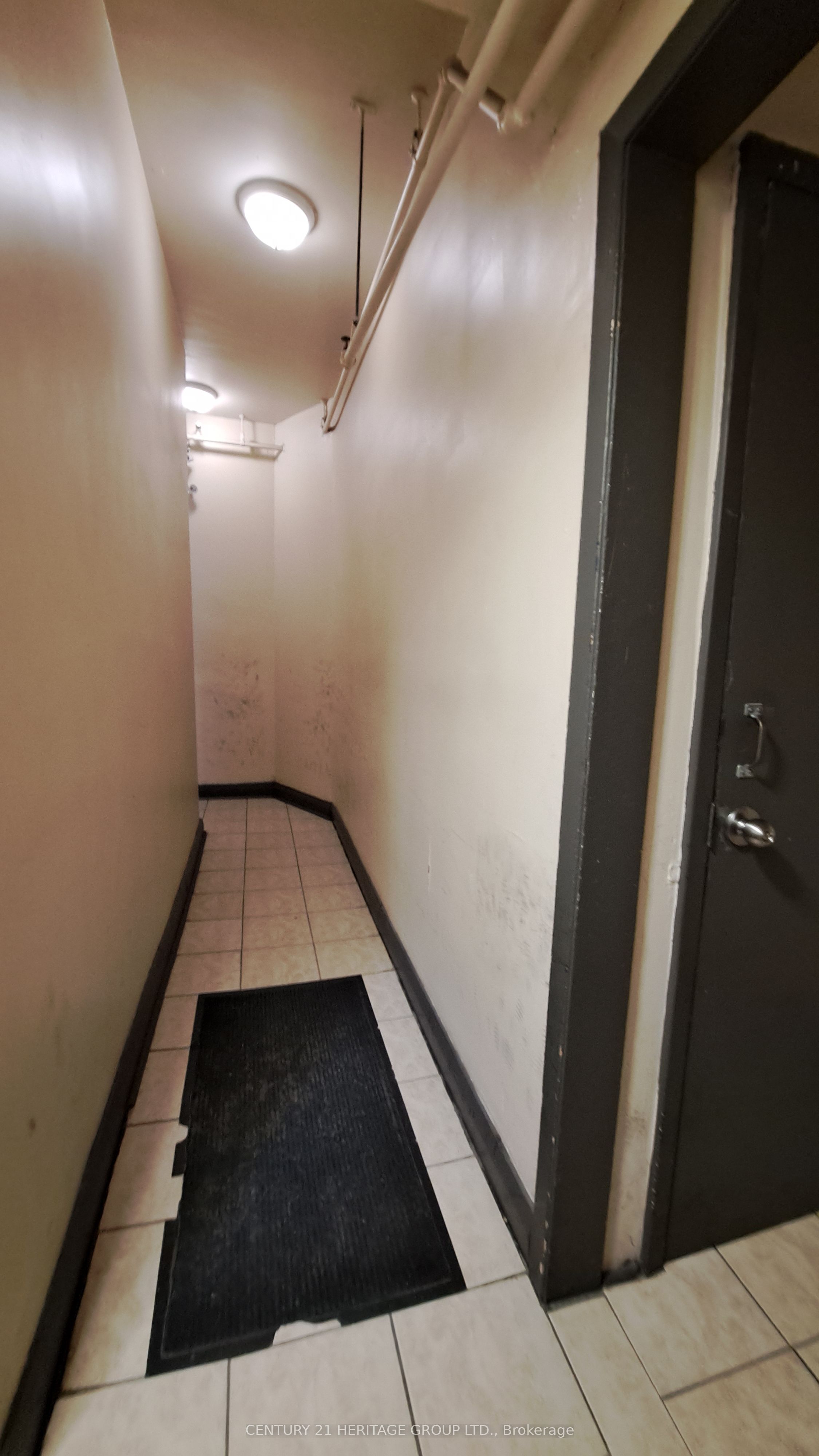 250 Queen Street E Property Photo 14