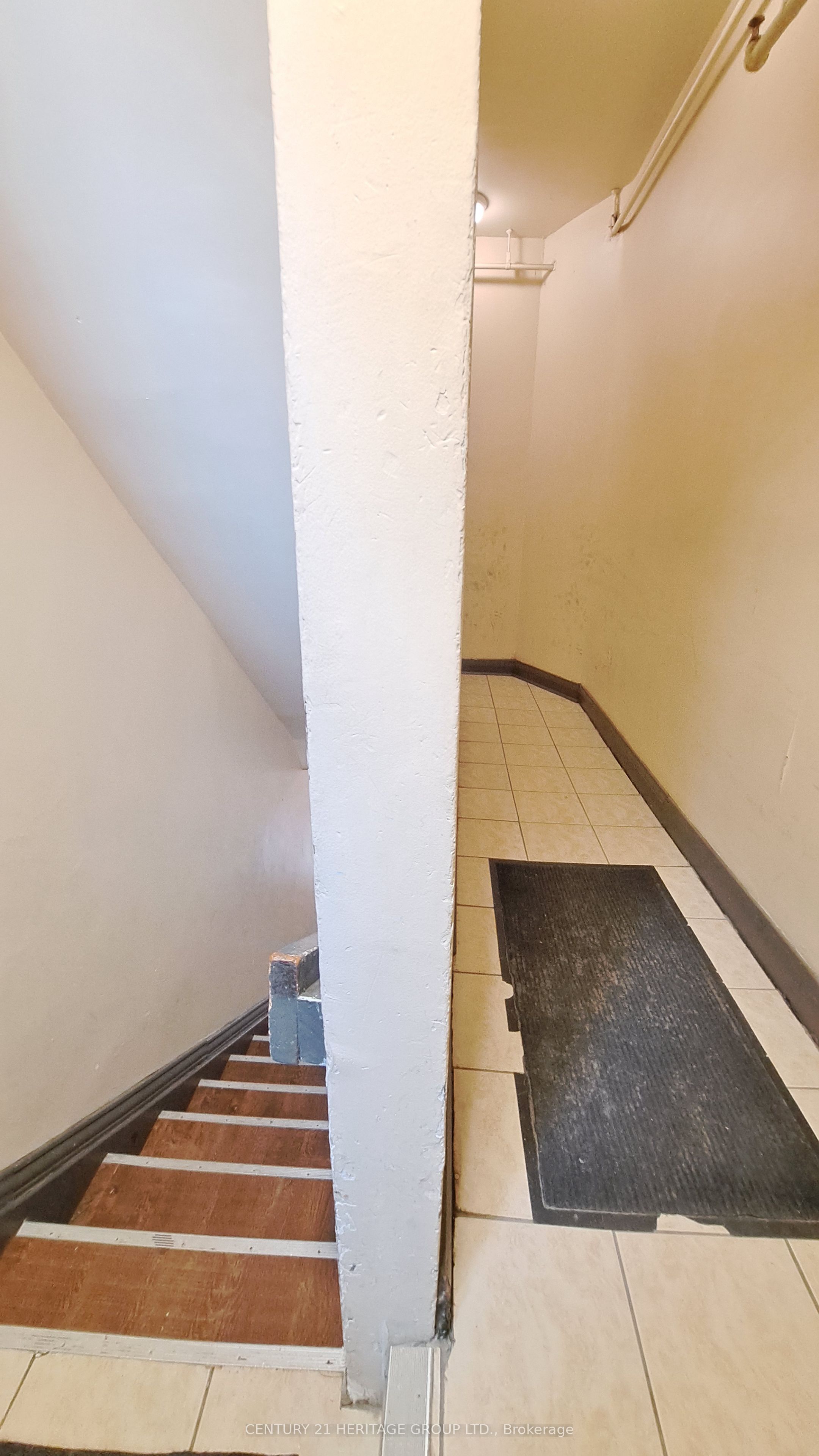 250 Queen Street E Property Photo 15
