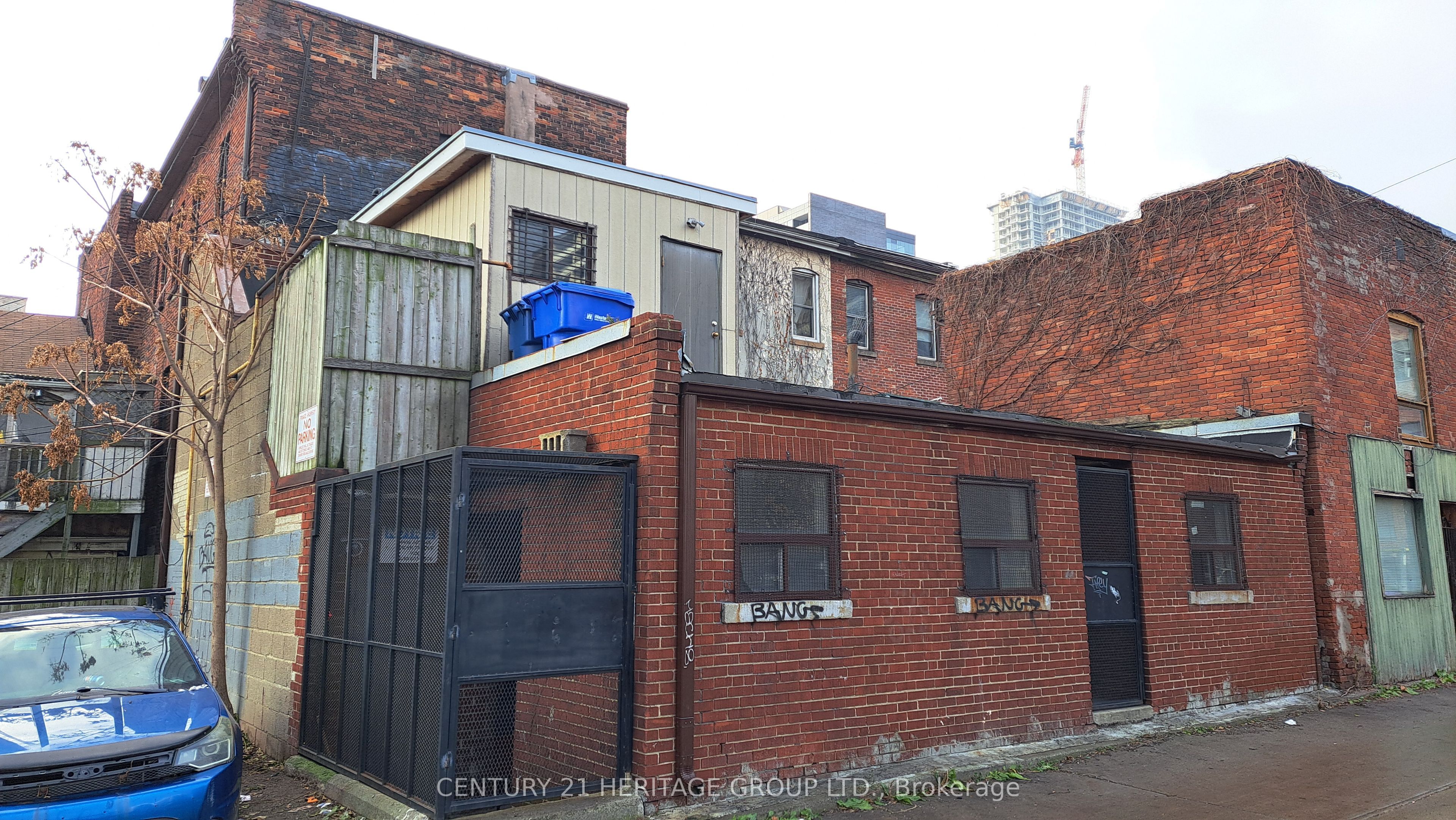 250 Queen Street E Property Photo 28