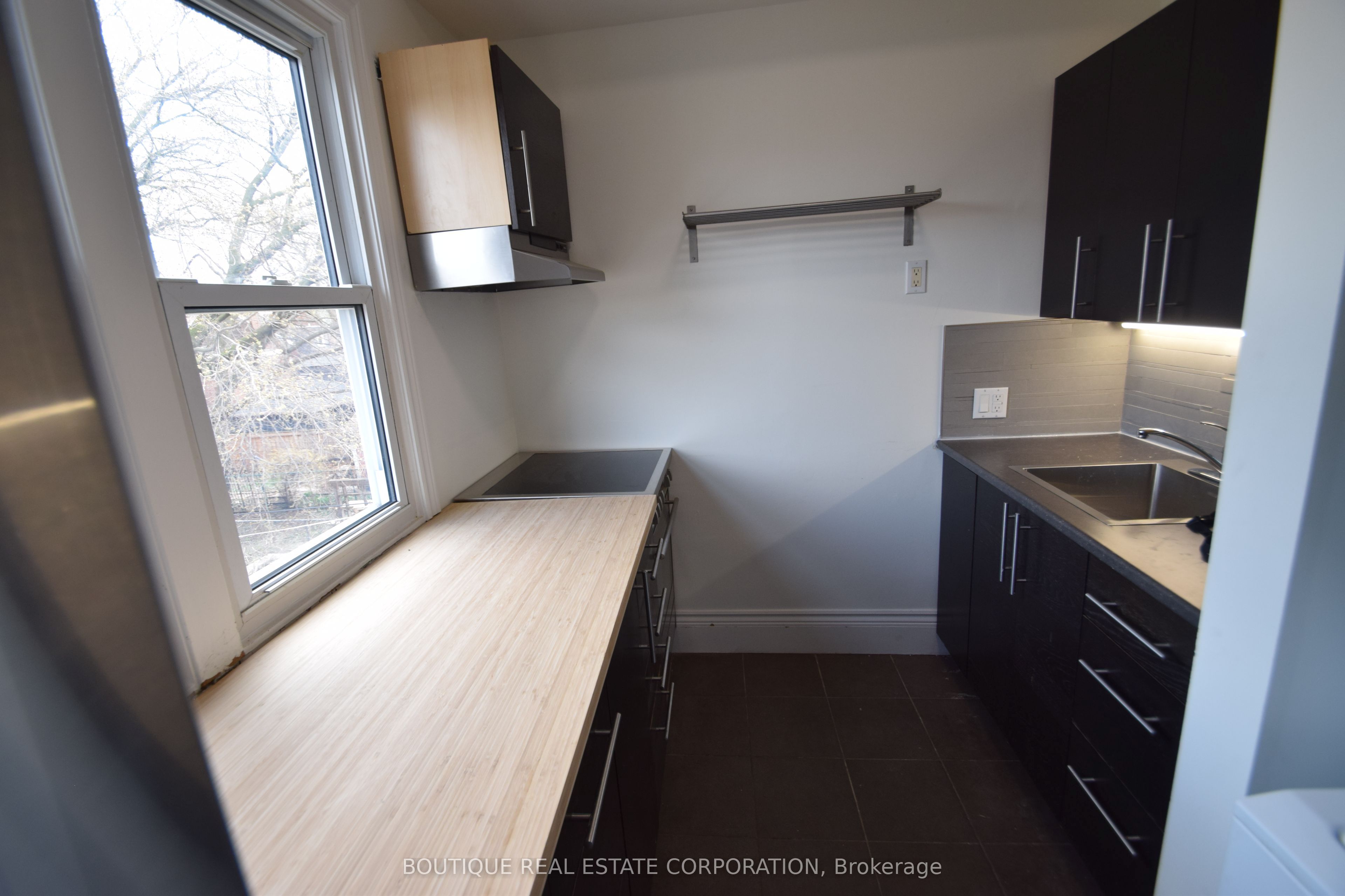 257 Concord Avenue Property Photo 10
