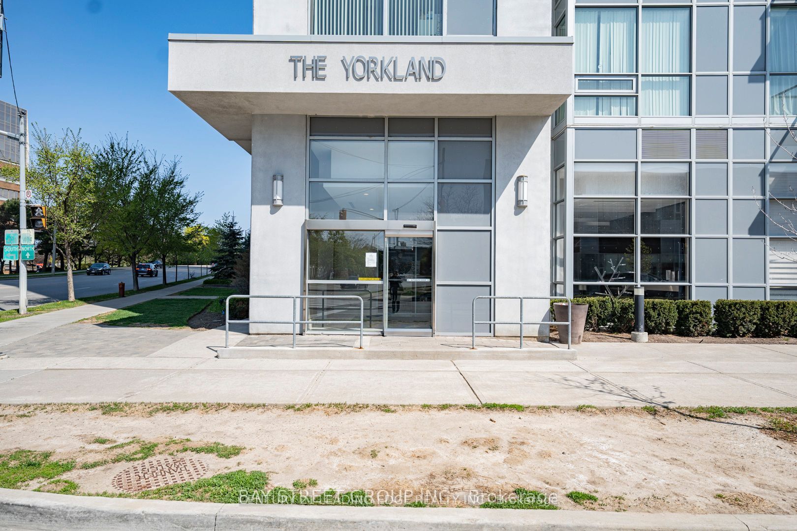 275 Yorkland Road 2707