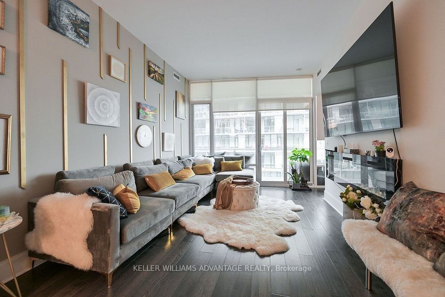 29 Queens Quay E 616 Property Photo 1