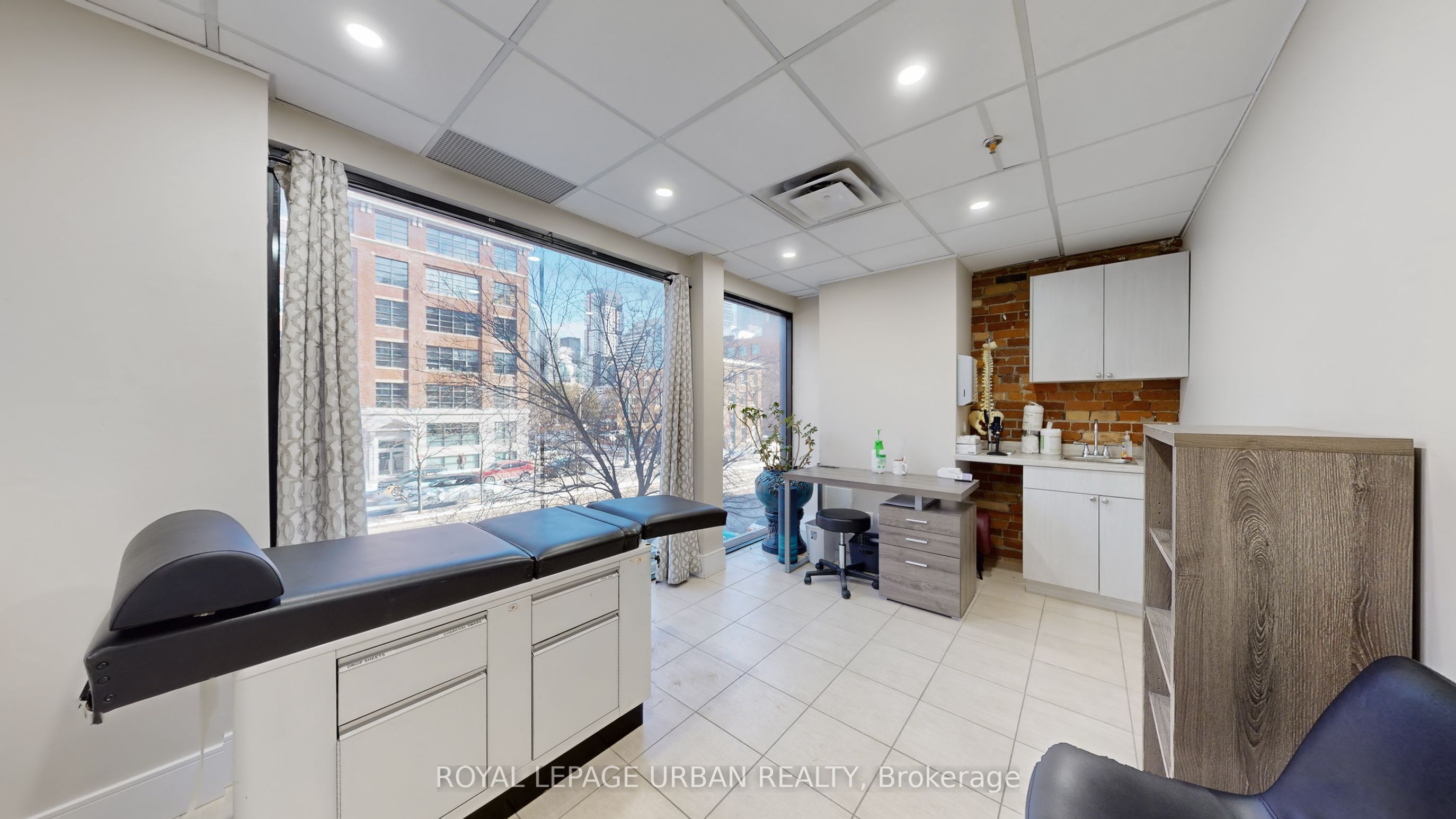 200 Spadina Avenue Property Photo 33