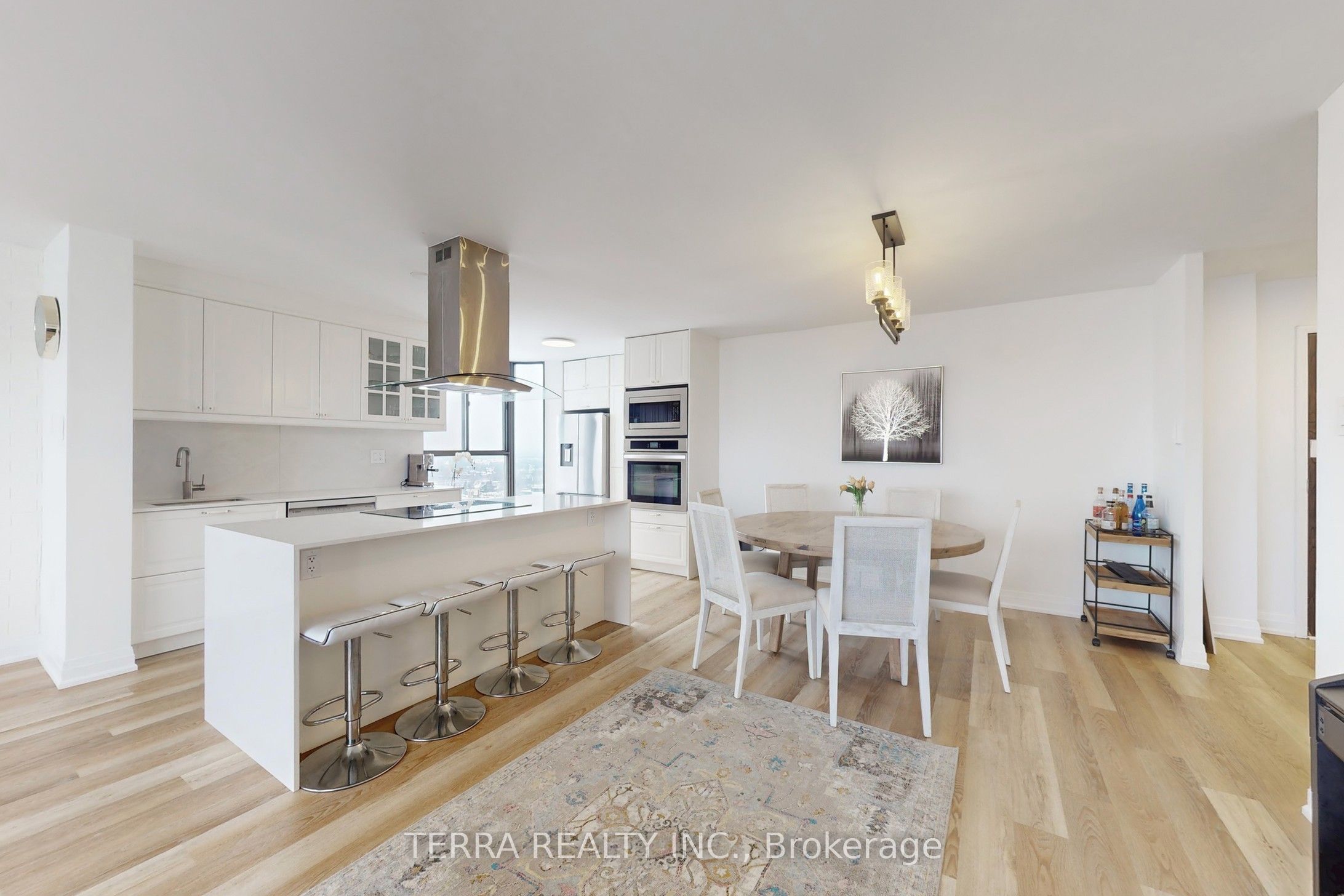 80 Antibes Drive 2502 Property Photo 13
