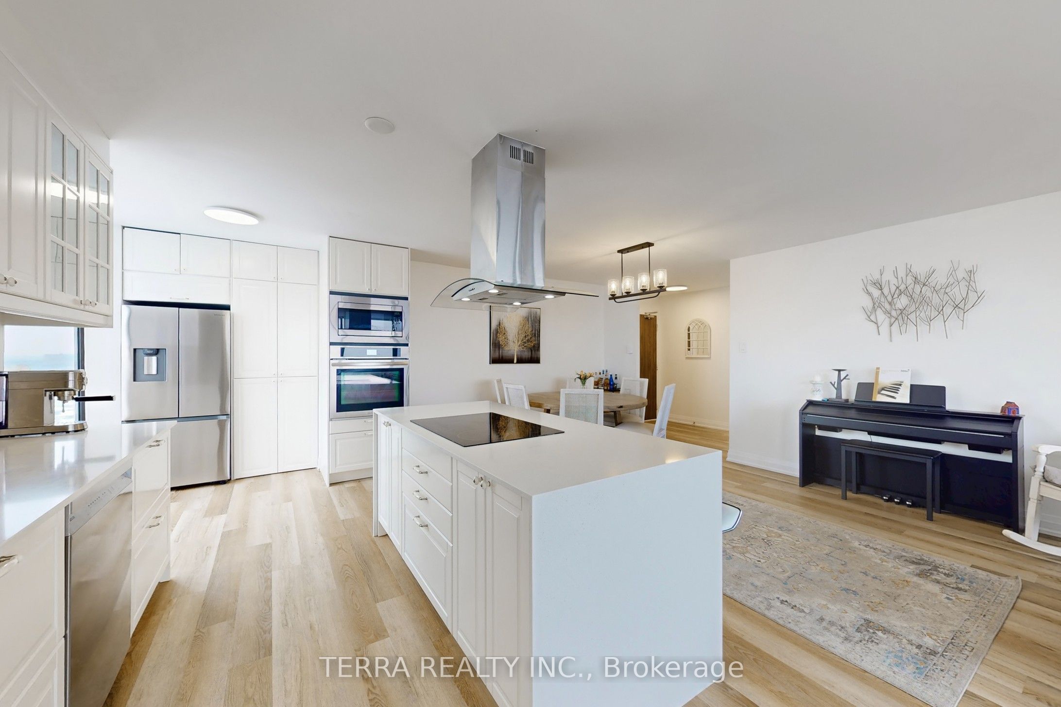 80 Antibes Drive 2502 Property Photo 23