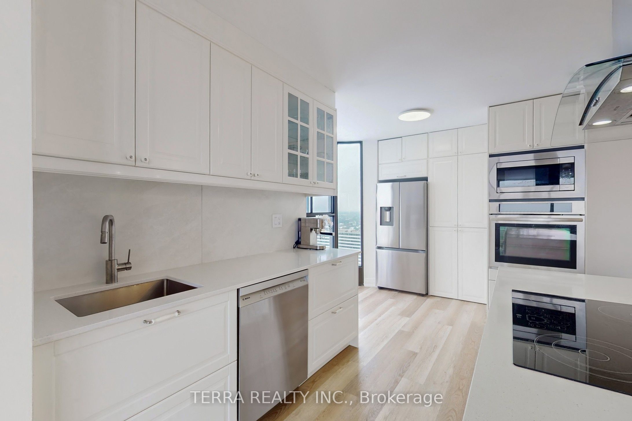 80 Antibes Drive 2502 Property Photo 26