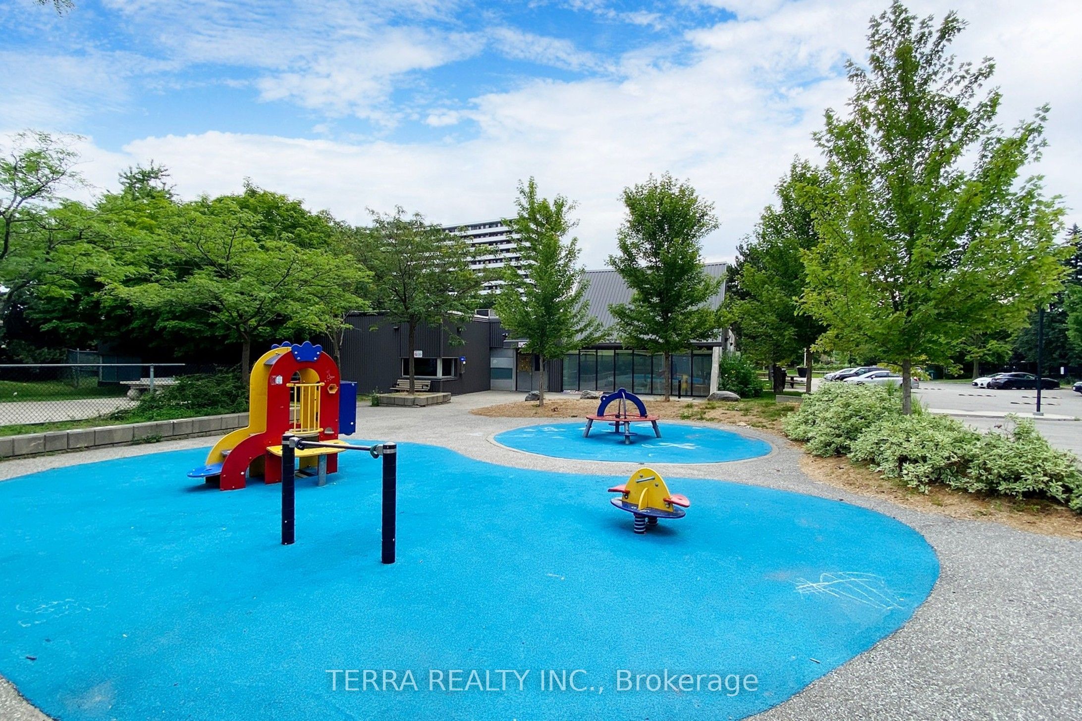 80 Antibes Drive 2502 Property Photo 48