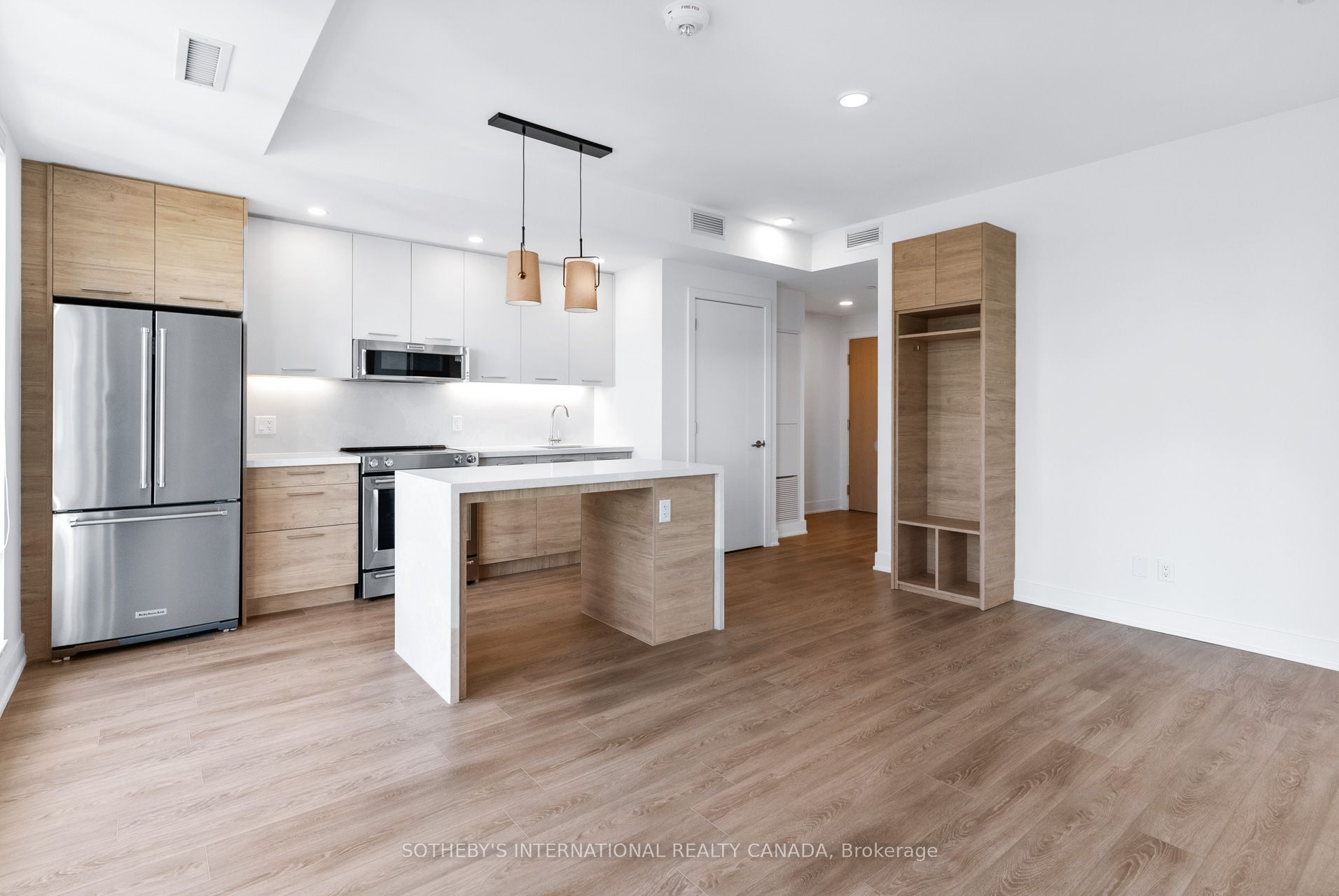 200 Redpath Avenue 1601 Property Photo 1