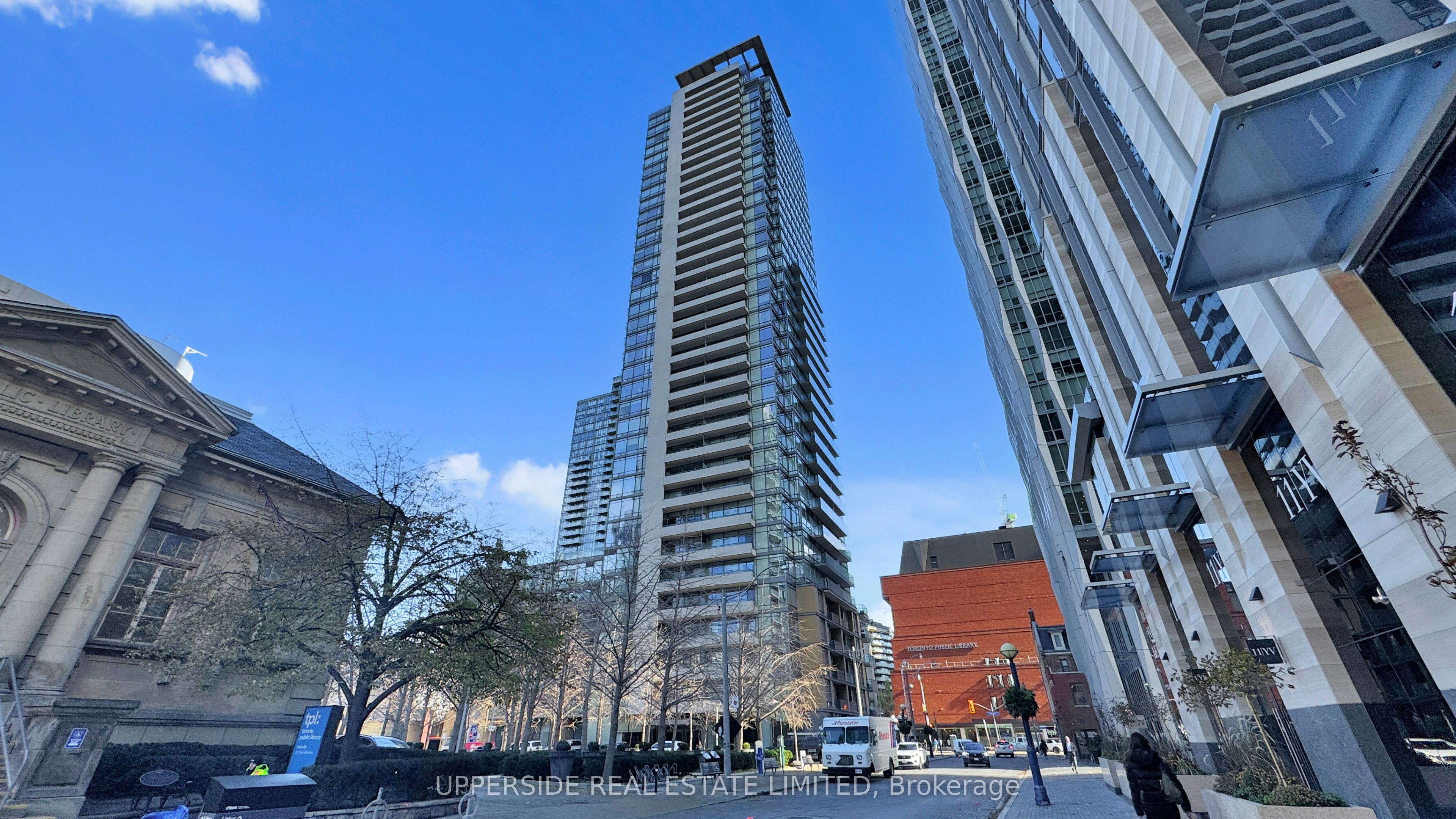 18 Yorkville Avenue 502