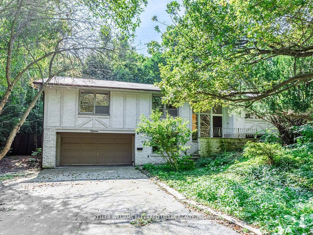 15 York Valley Crescent Property Photo 1