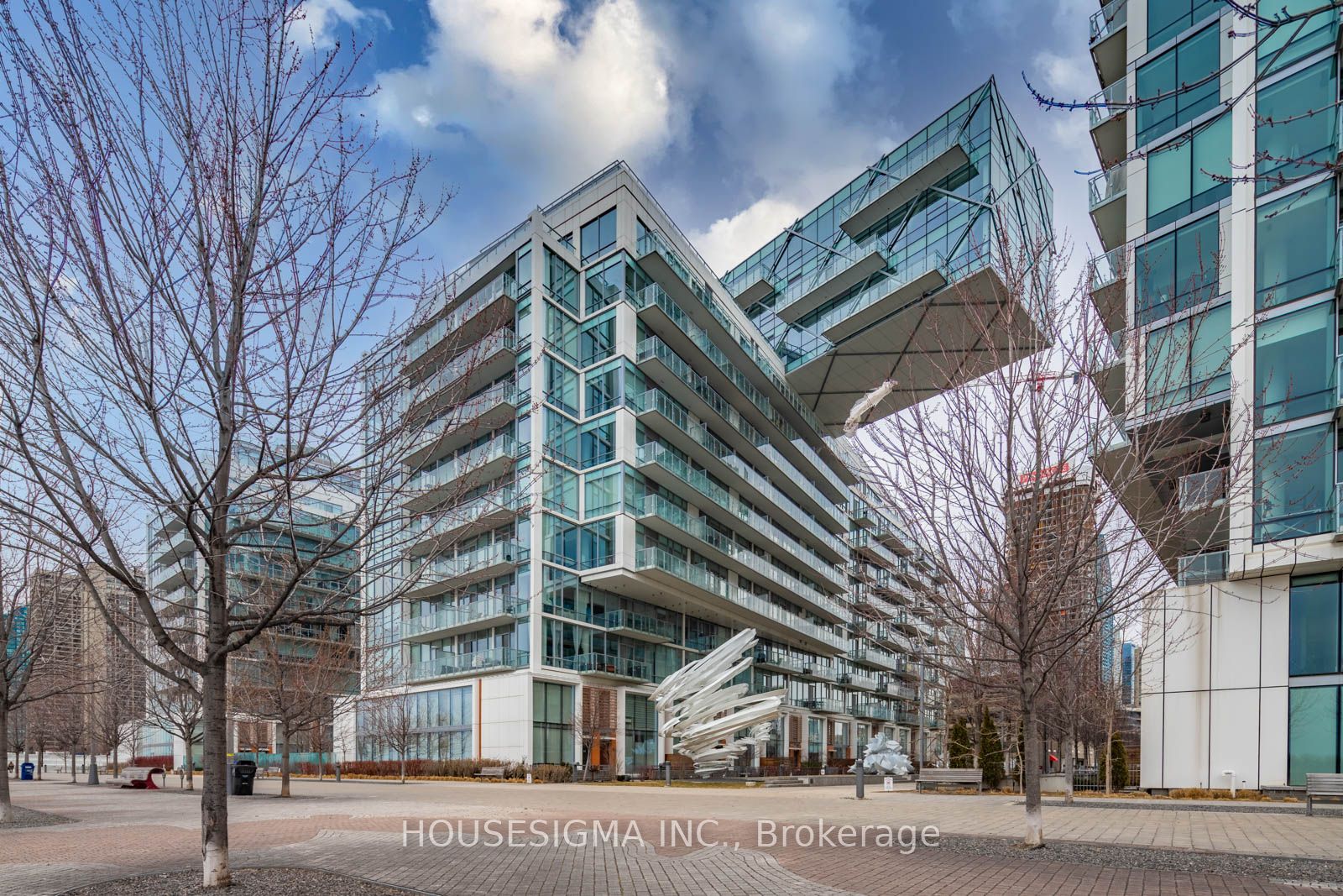 29 Queens Quay E 423 Property Photo 1