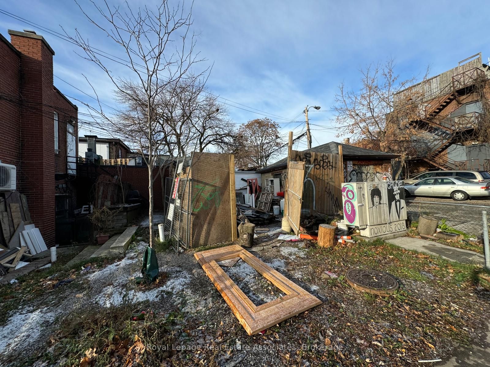 6 Markham Street (rear) Property Photo 11