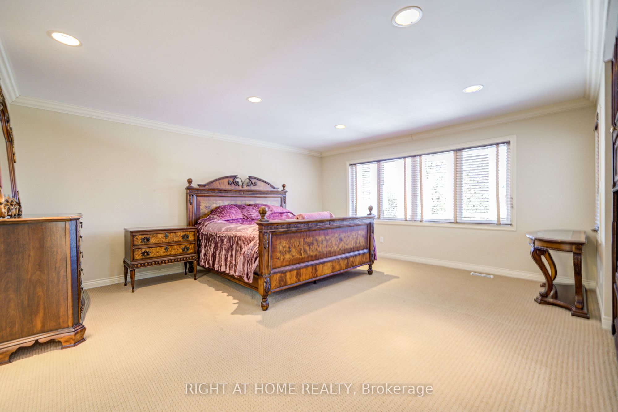 49 Arjay Crescent Property Photo 36