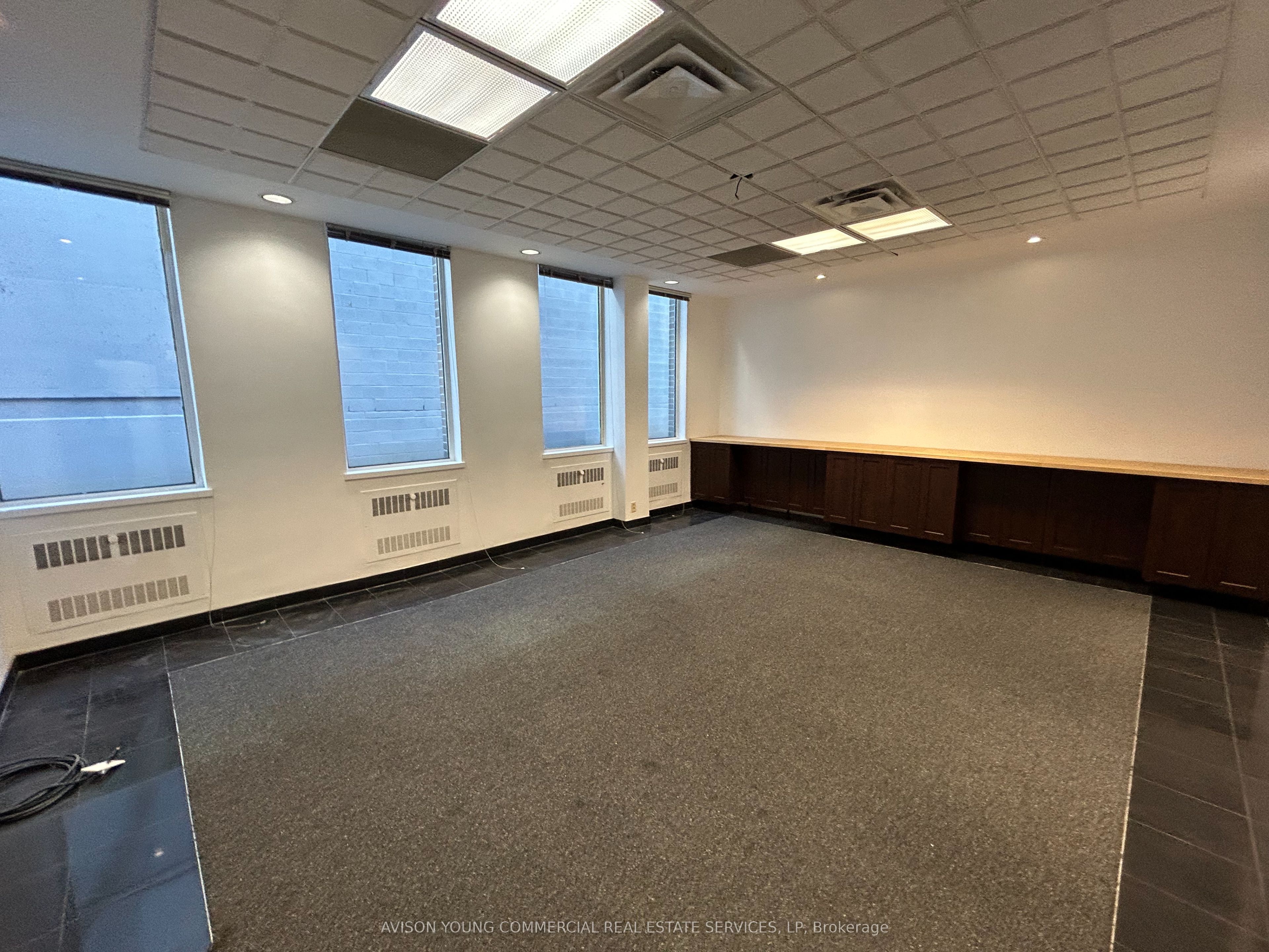 55 Eglinton Avenue E 605 Property Photo 3