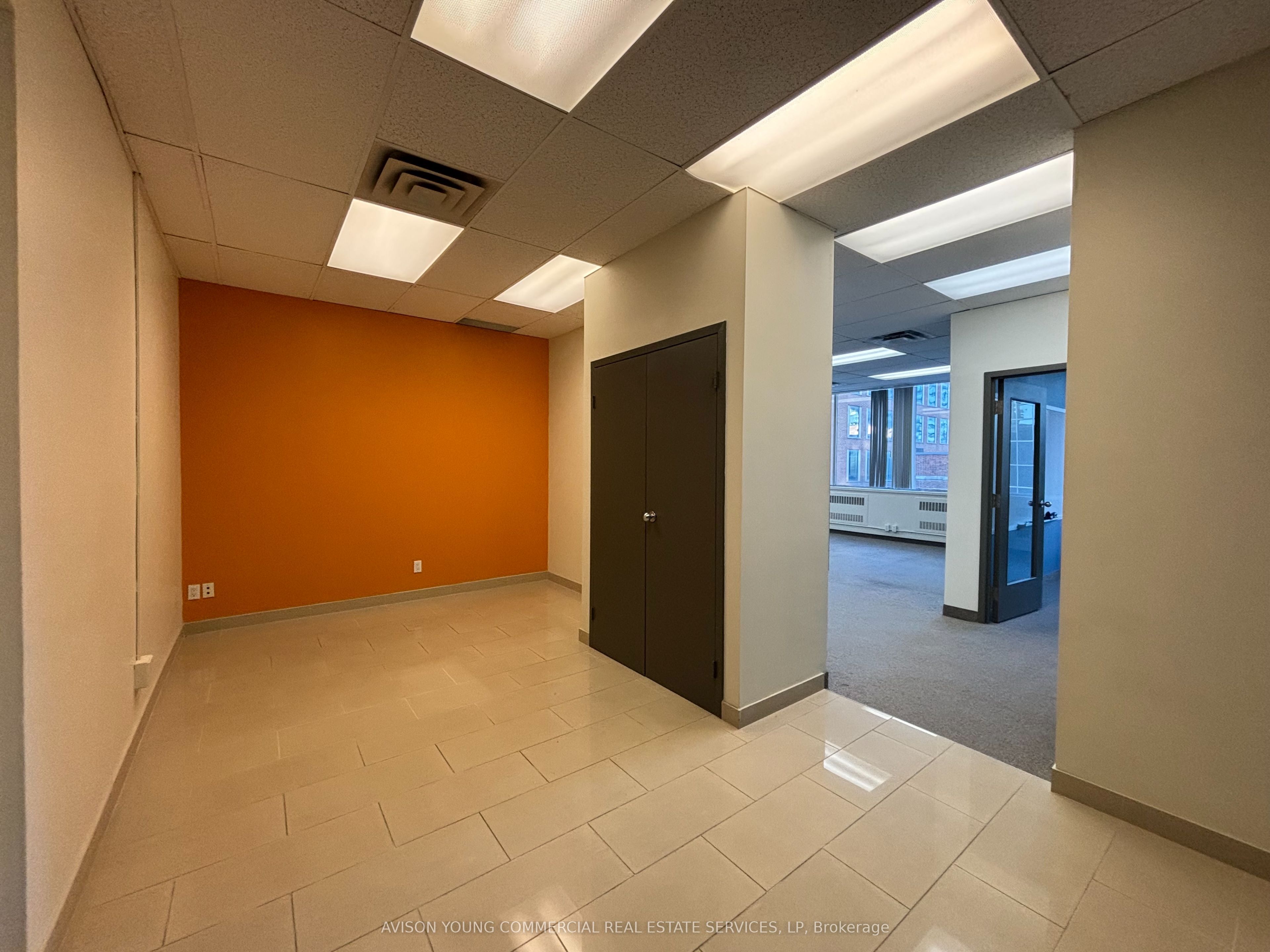 55 Eglinton Avenue E 701 Property Photo 1