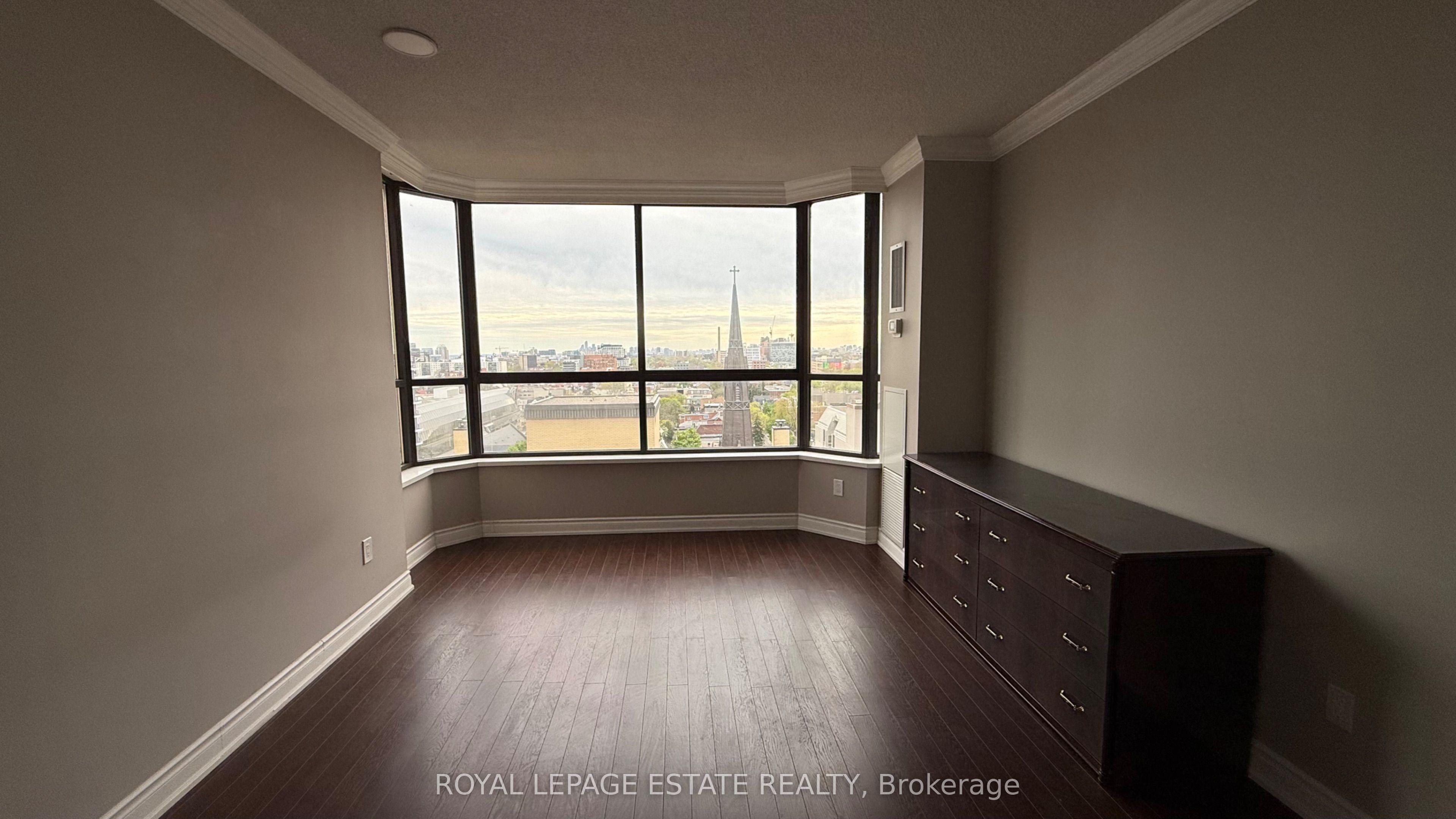 280 Simcoe Street Ph3 Property Photo 1